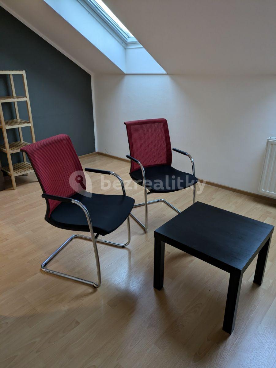 Pronájem bytu 2+kk 38 m², Sladkovského, Olomouc, Olomoucký kraj