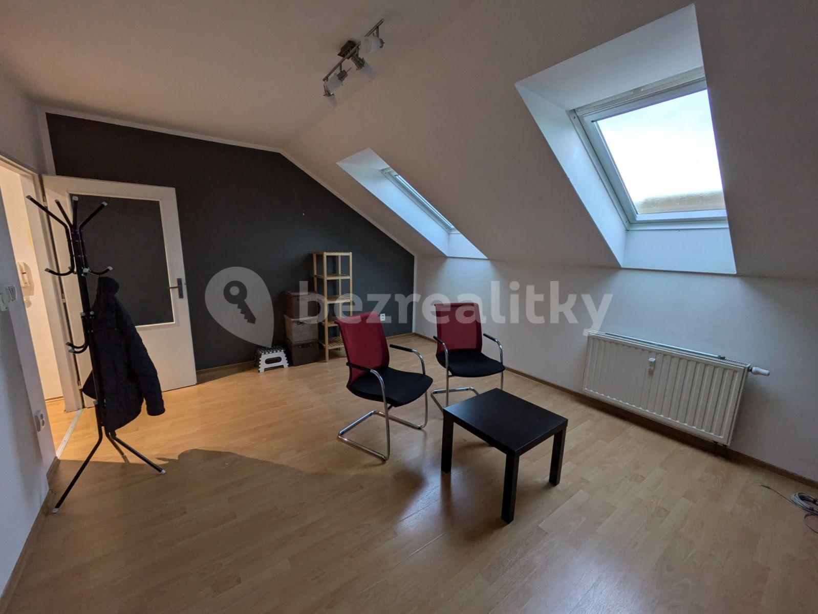 Pronájem bytu 2+kk 38 m², Sladkovského, Olomouc, Olomoucký kraj