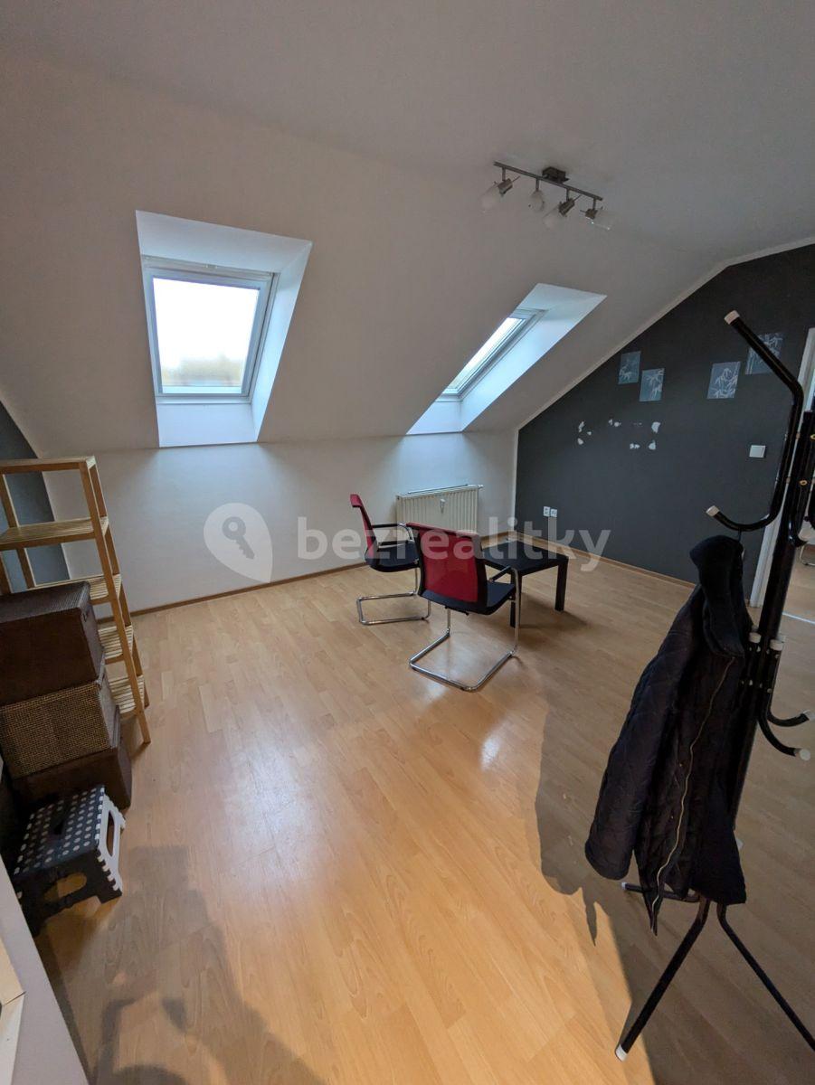 Pronájem bytu 2+kk 38 m², Sladkovského, Olomouc, Olomoucký kraj