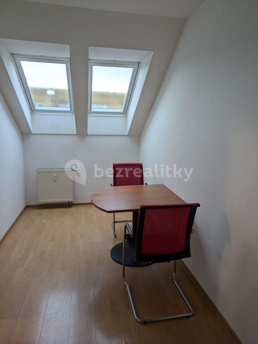 Pronájem bytu 2+kk 38 m², Sladkovského, Olomouc, Olomoucký kraj