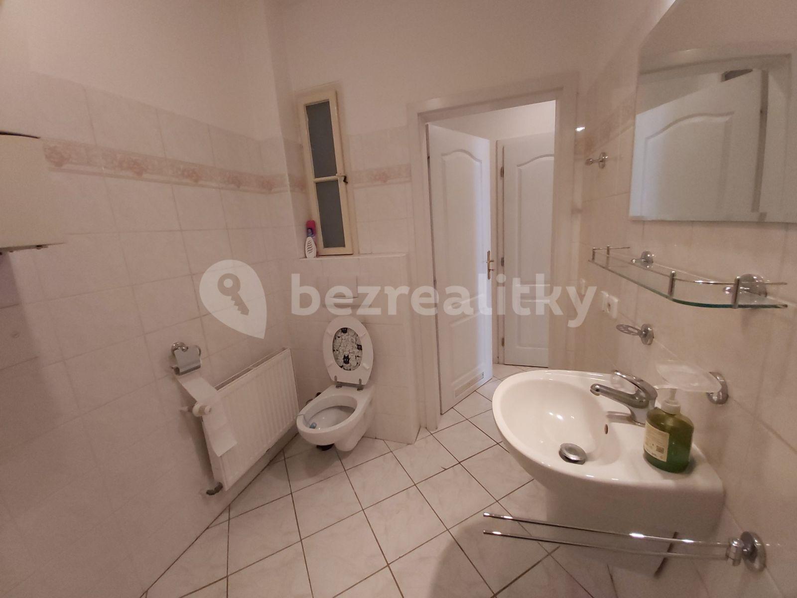 Pronájem bytu 2+kk 40 m², Za Pohořelcem, Praha, Praha