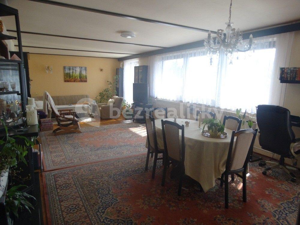 Prodej domu 293 m², pozemek 1.202 m², Křiby, Tetčice, Jihomoravský kraj