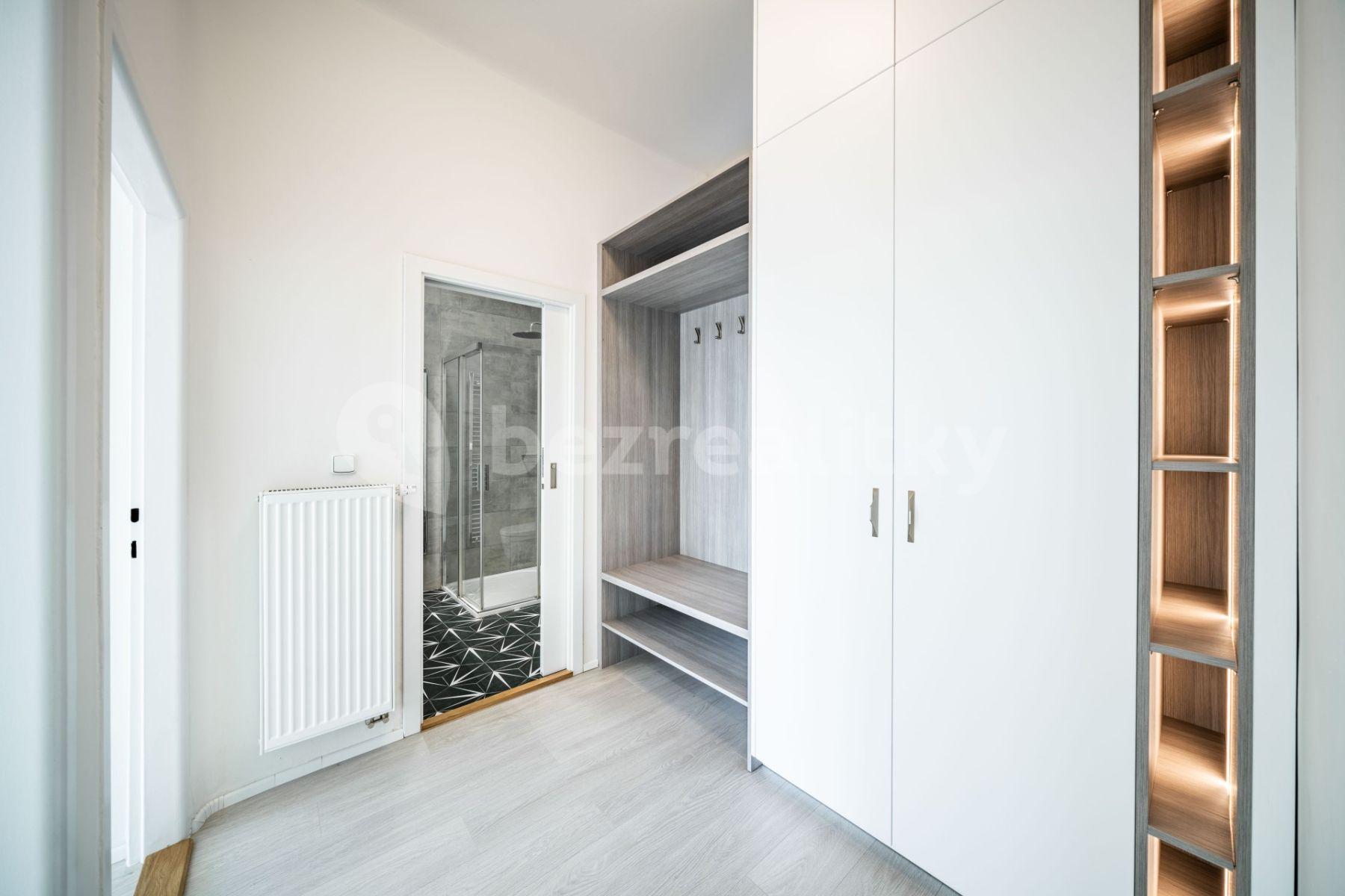 Pronájem bytu 2+kk 52 m², Pod Závěrkou, Praha, Praha