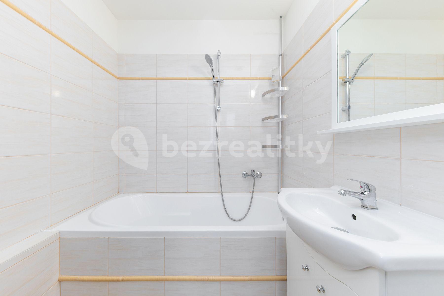 Prodej bytu 3+1 67 m², kpt. Jaroše, Olomouc, Olomoucký kraj