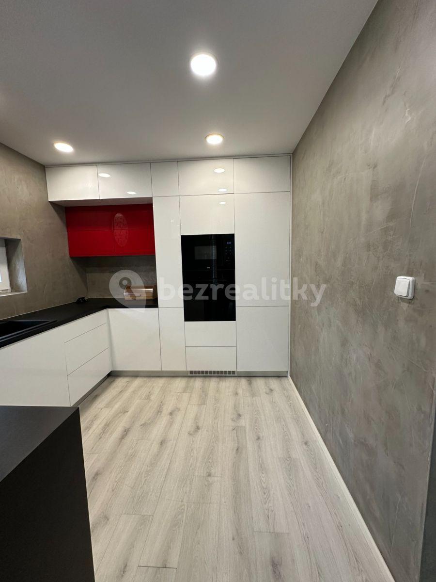 Pronájem bytu 3+kk 65 m², Klementova, Praha, Praha