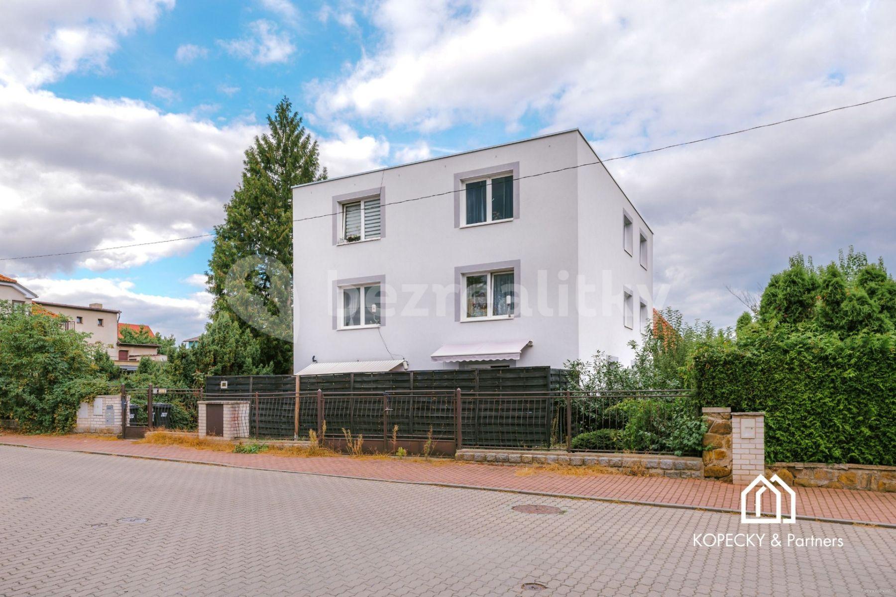 Prodej domu 400 m², pozemek 850 m², Moravanská, Praha, Praha