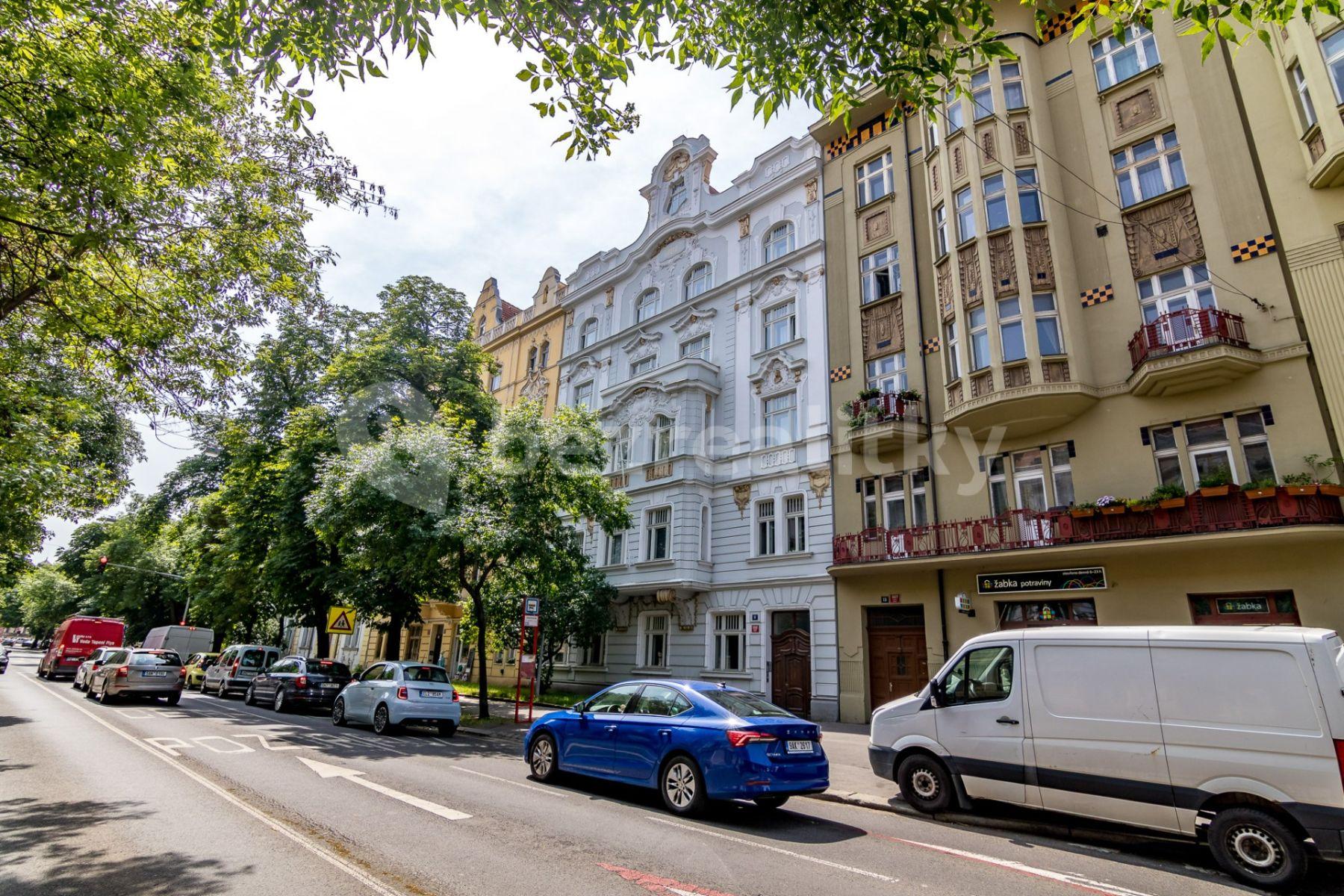 Pronájem bytu 1+kk 37 m², Korunovační, Praha, Praha