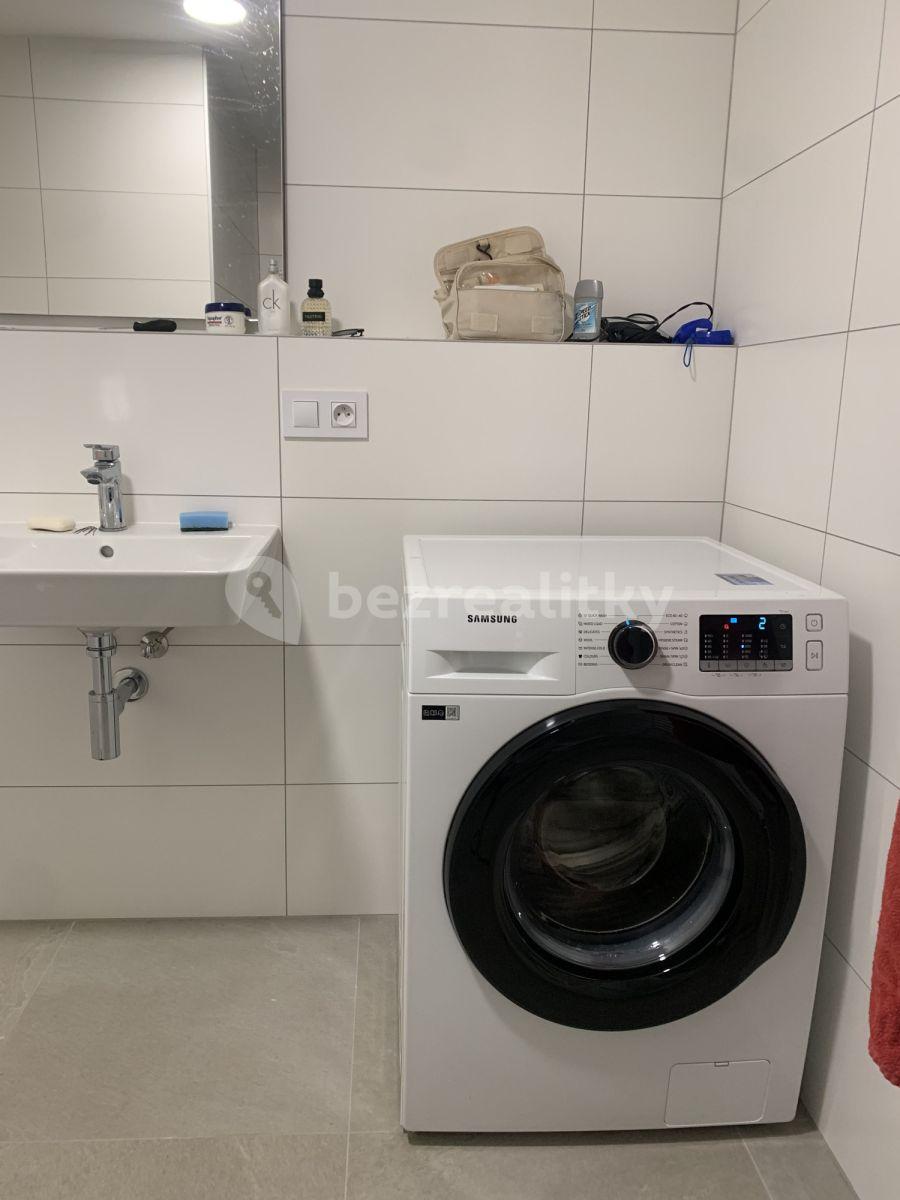 Pronájem bytu 2+kk 85 m², Bratislavská, Brno, Jihomoravský kraj