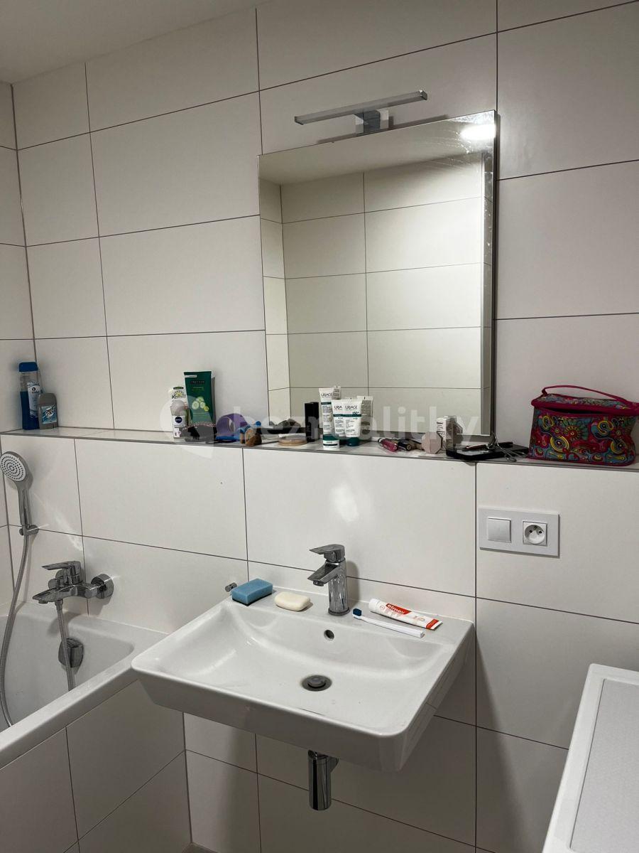 Pronájem bytu 2+kk 85 m², Bratislavská, Brno, Jihomoravský kraj