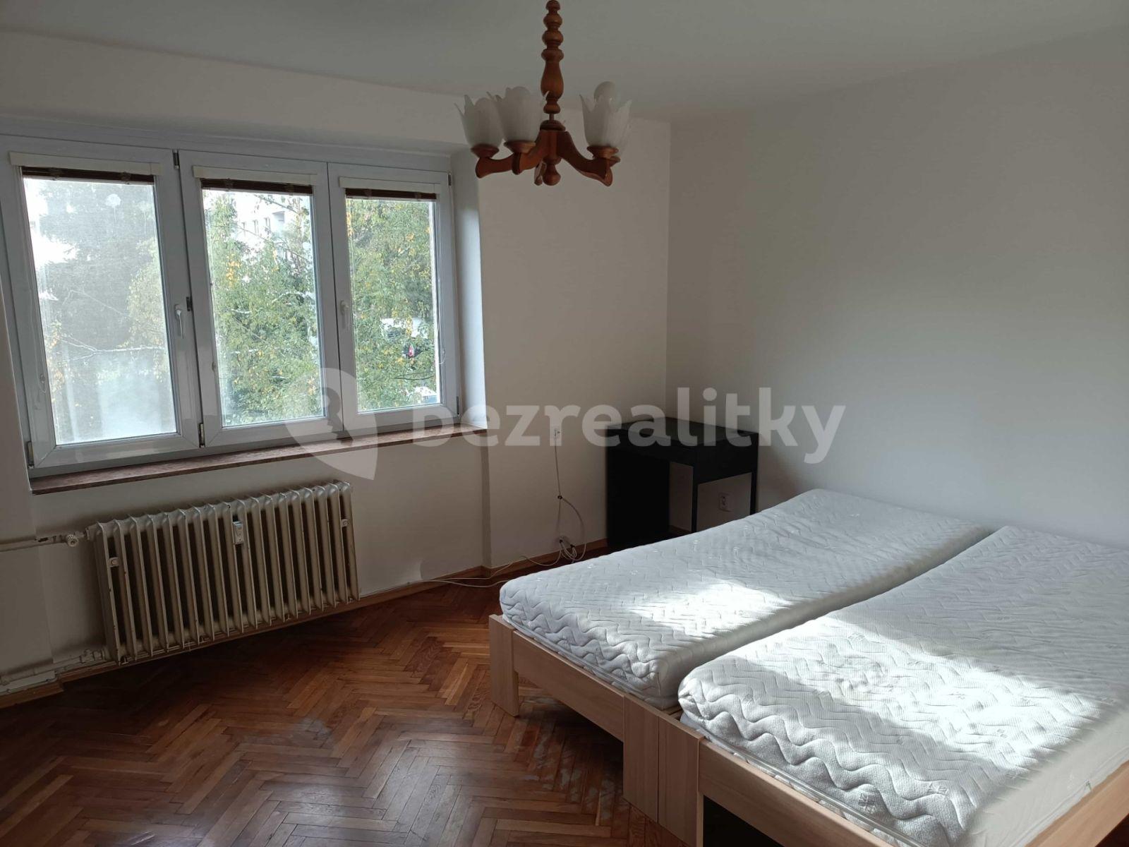 Pronájem bytu 2+1 56 m², Závodu míru, Karlovy Vary, Karlovarský kraj