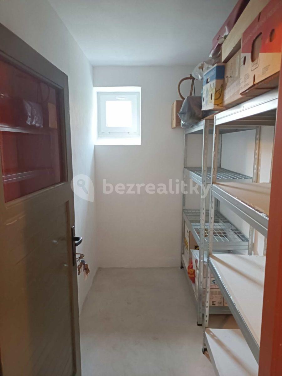 Pronájem bytu 2+1 56 m², Závodu míru, Karlovy Vary, Karlovarský kraj