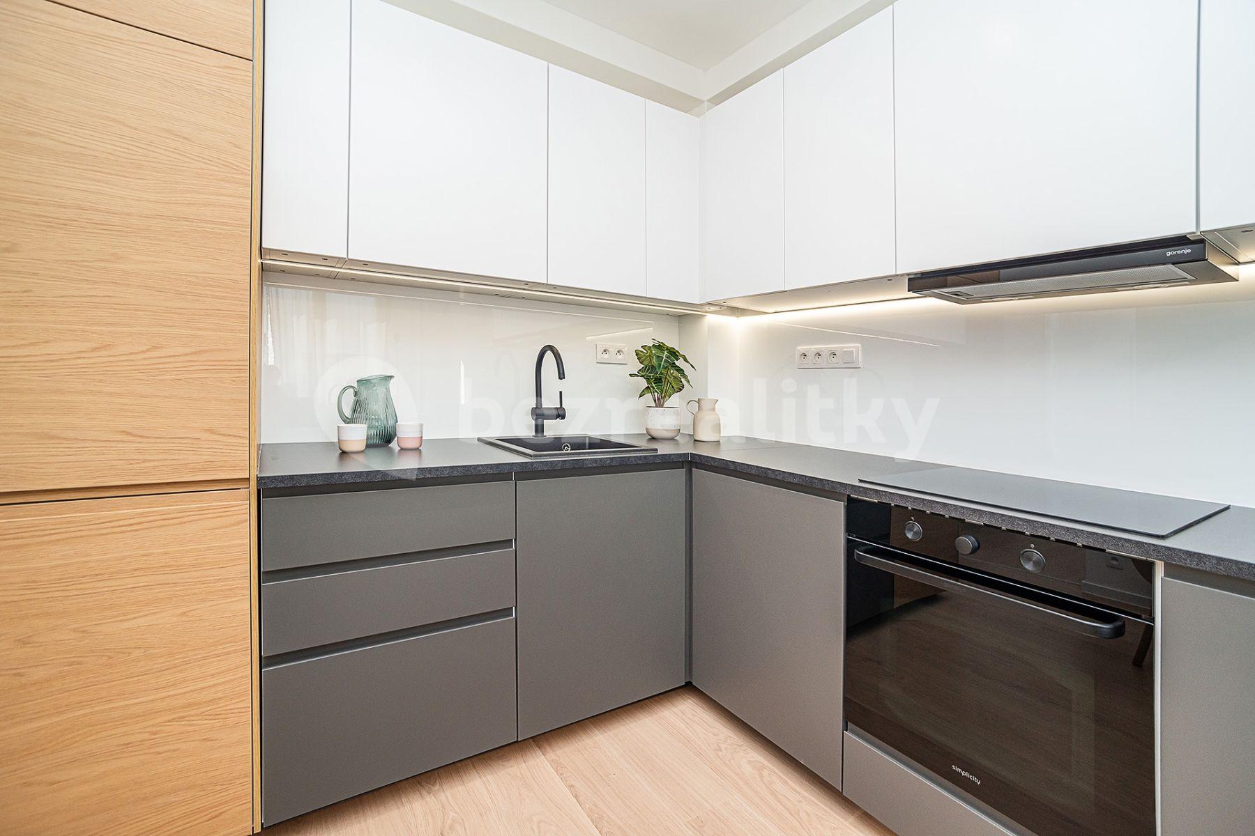 Prodej bytu 3+kk 54 m², Arabská, Praha, Praha