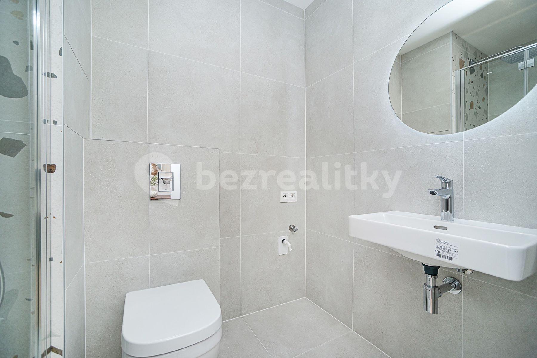 Prodej bytu 3+kk 54 m², Arabská, Praha, Praha