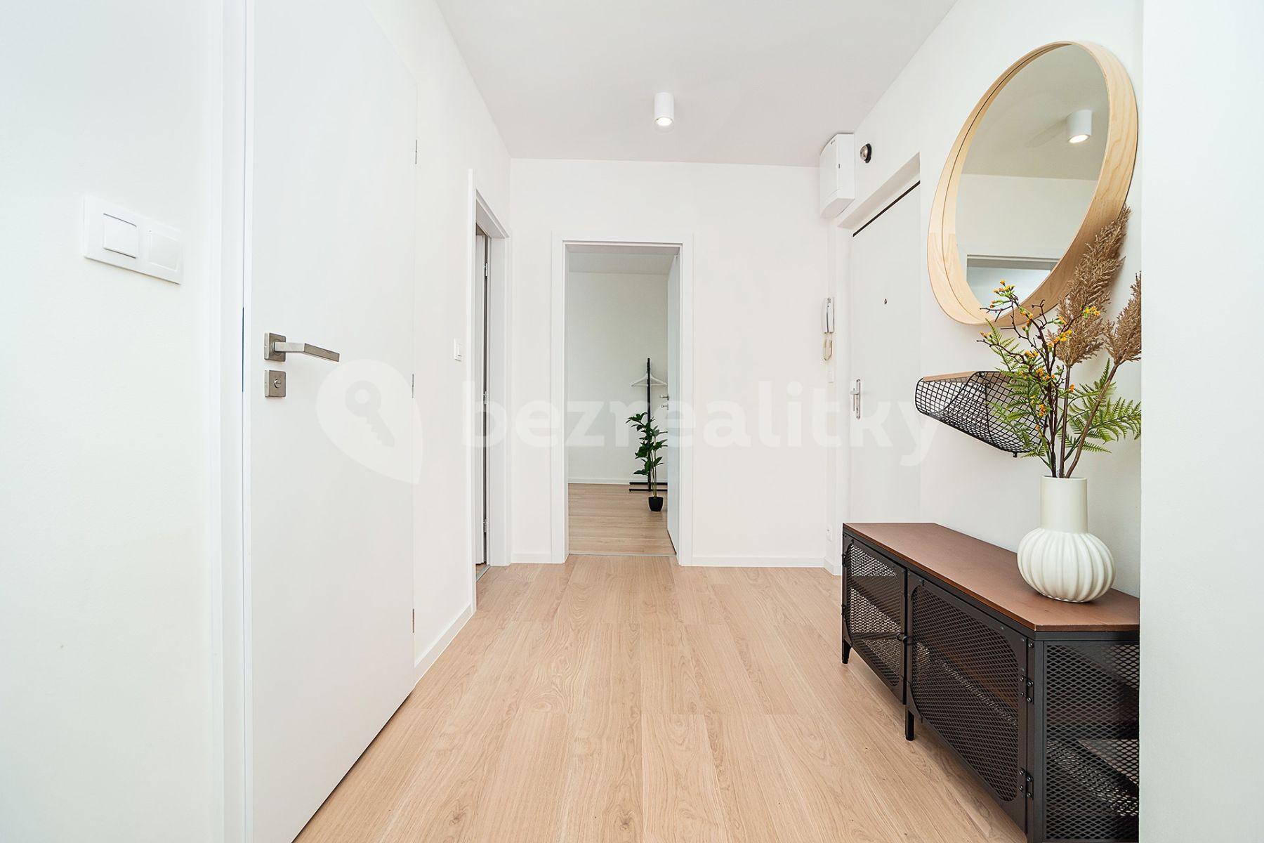 Prodej bytu 3+kk 54 m², Arabská, Praha, Praha