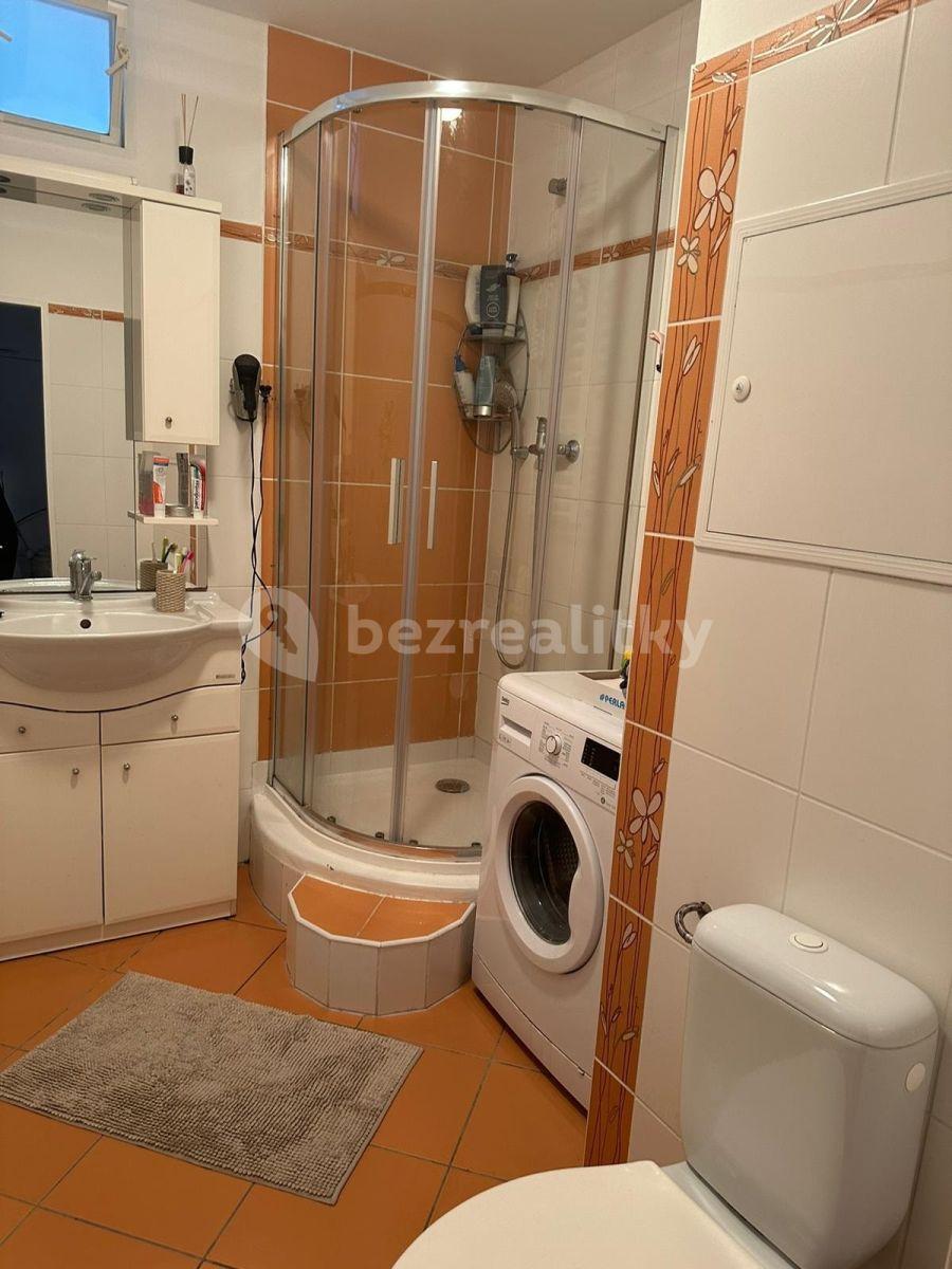 Pronájem bytu 2+1 65 m², Liliová, Kralovice, Plzeňský kraj