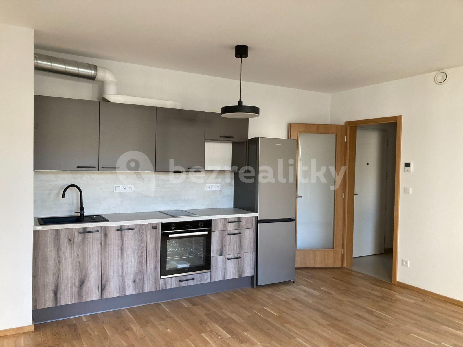 Pronájem bytu 1+kk 34 m², Šenácká, Praha, Praha