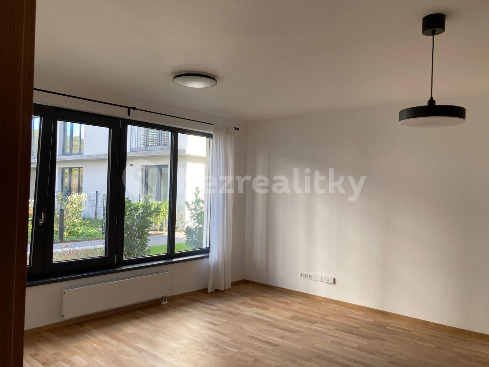 Pronájem bytu 1+kk 34 m², Šenácká, Praha, Praha