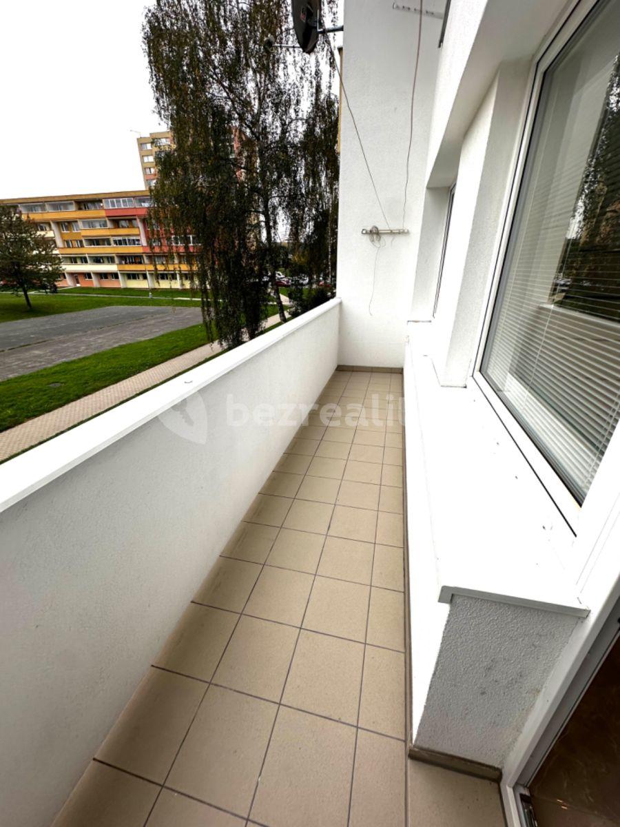 Prodej bytu 1+1 35 m², Holandská, Kladno, Středočeský kraj