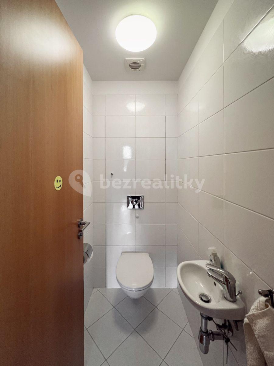 Pronájem bytu 3+kk 85 m², Valečovská, Praha, Praha