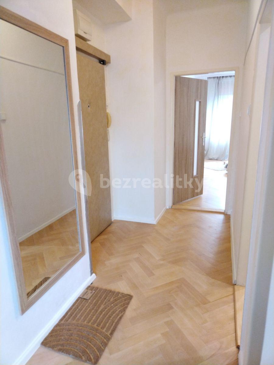 Pronájem bytu 1+1 40 m², Nedvězská, Praha, Praha