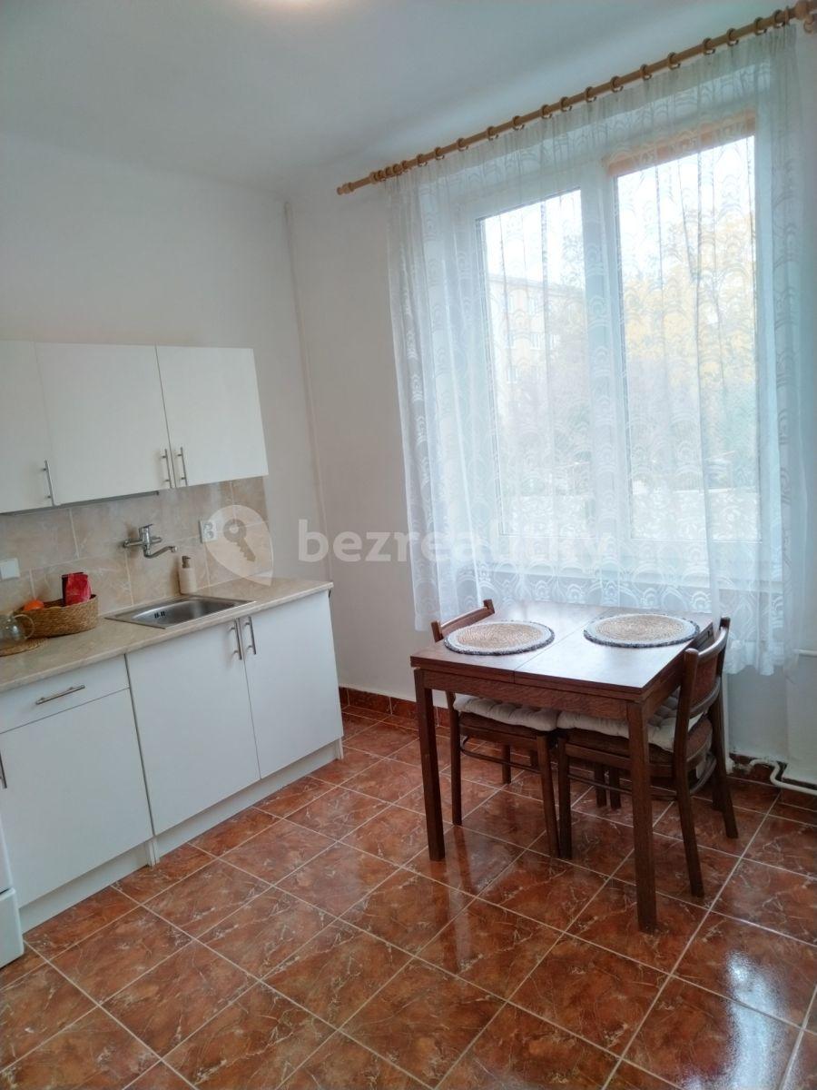 Pronájem bytu 1+1 40 m², Nedvězská, Praha, Praha