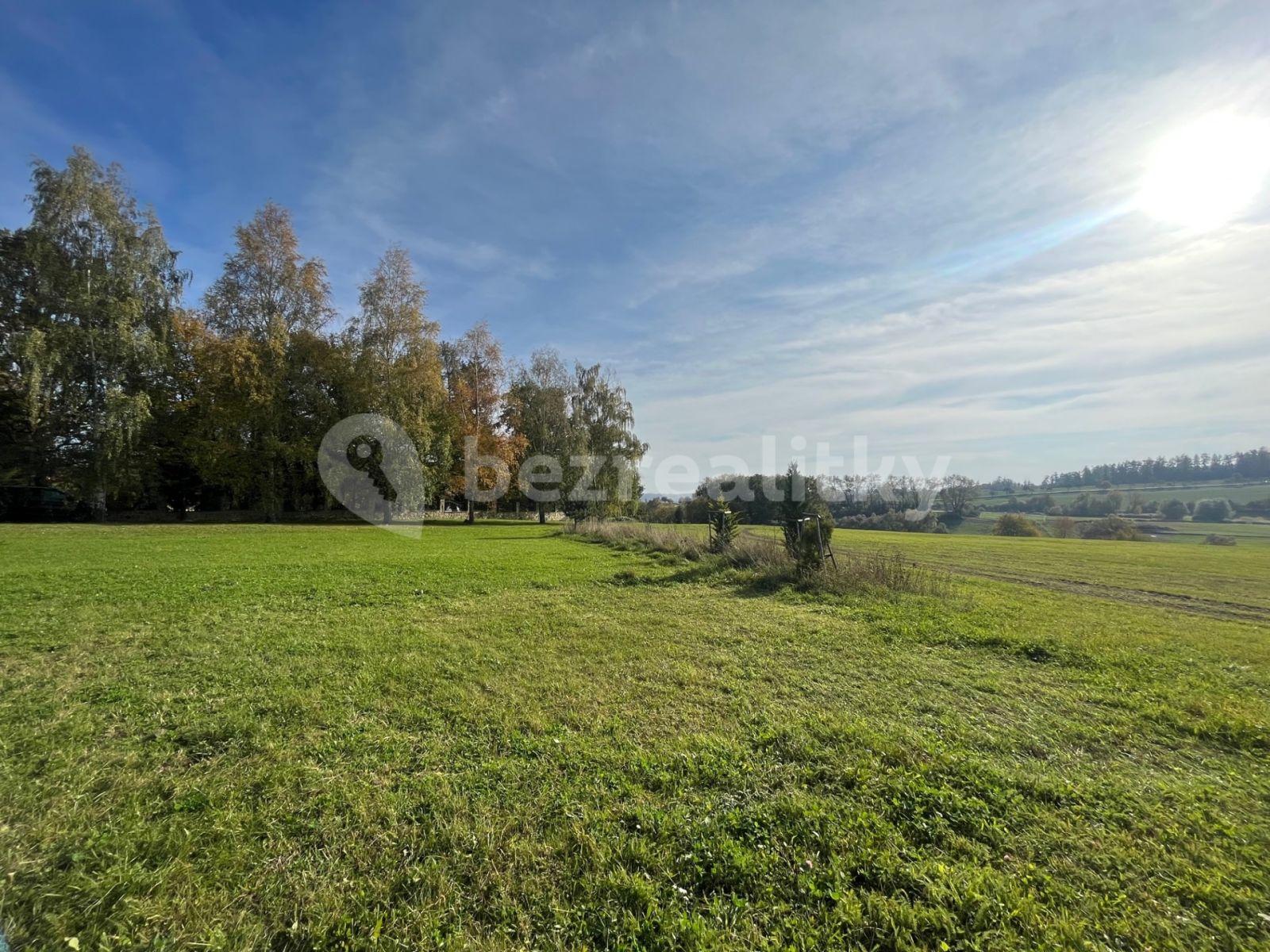 Prodej pozemku 1.200 m², Na Stráni, Sulice, Středočeský kraj