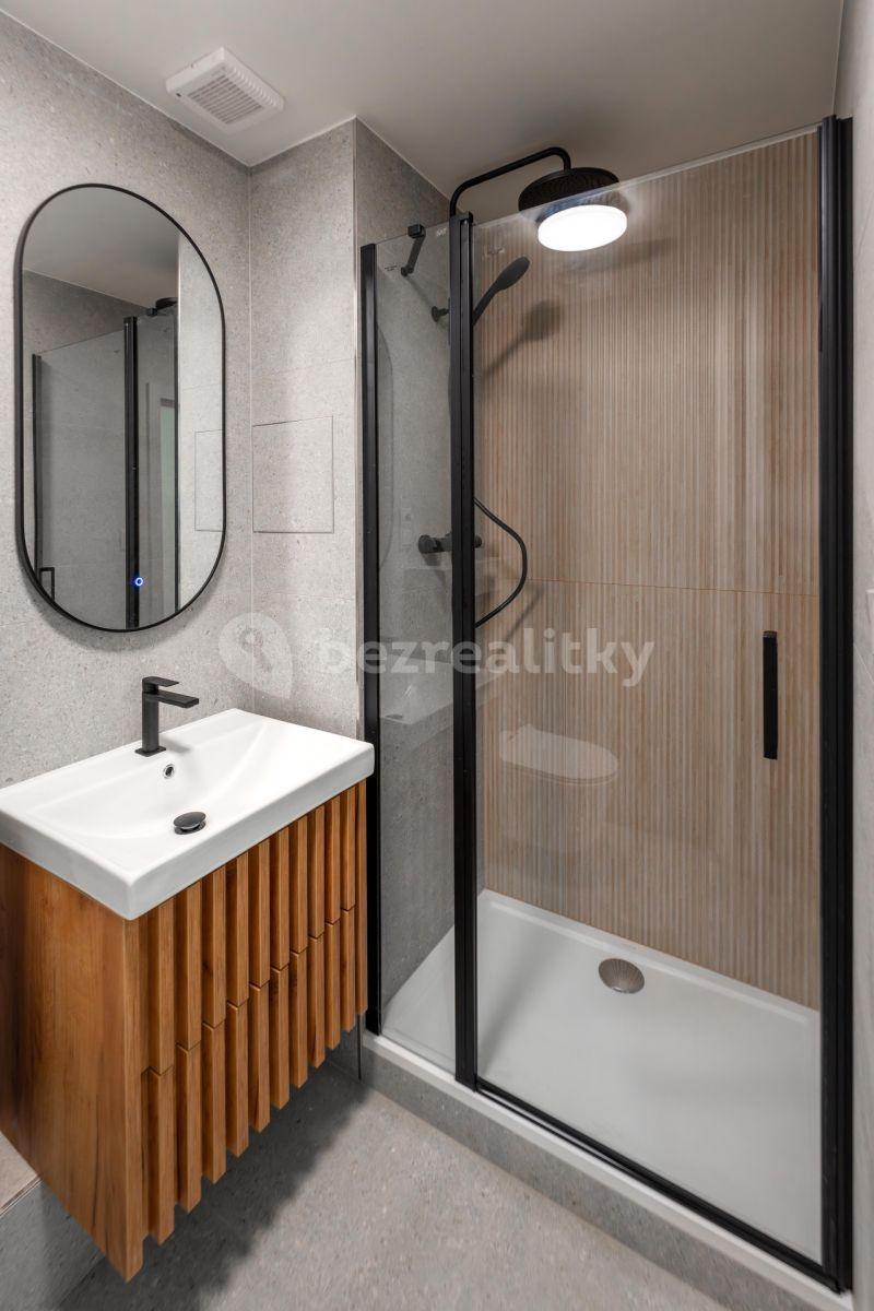 Prodej bytu 2+1 55 m², Dobšická, Praha, Praha