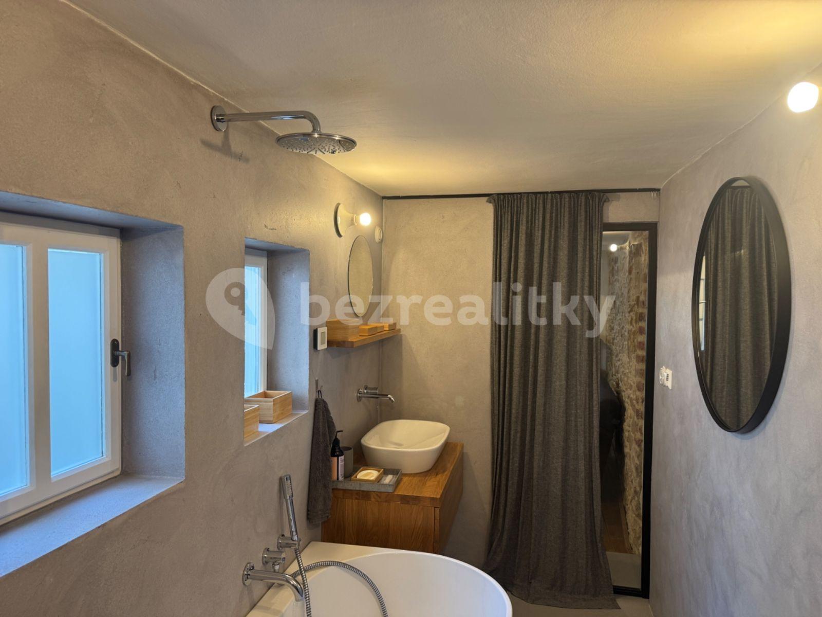 Pronájem bytu 2+kk 56 m², Na Kocourkách, Praha, Praha