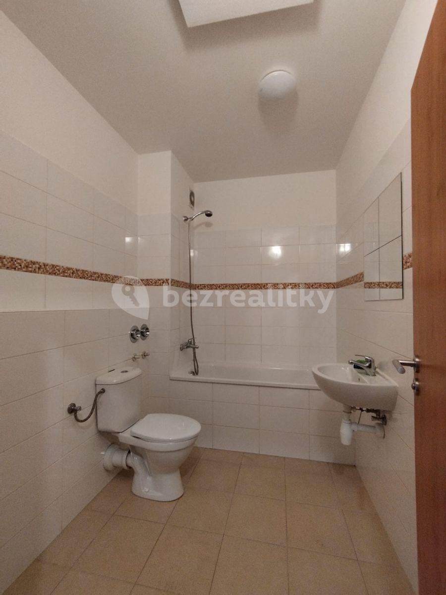 Pronájem bytu 2+kk 53 m², Na Dražkách, Beroun, Středočeský kraj