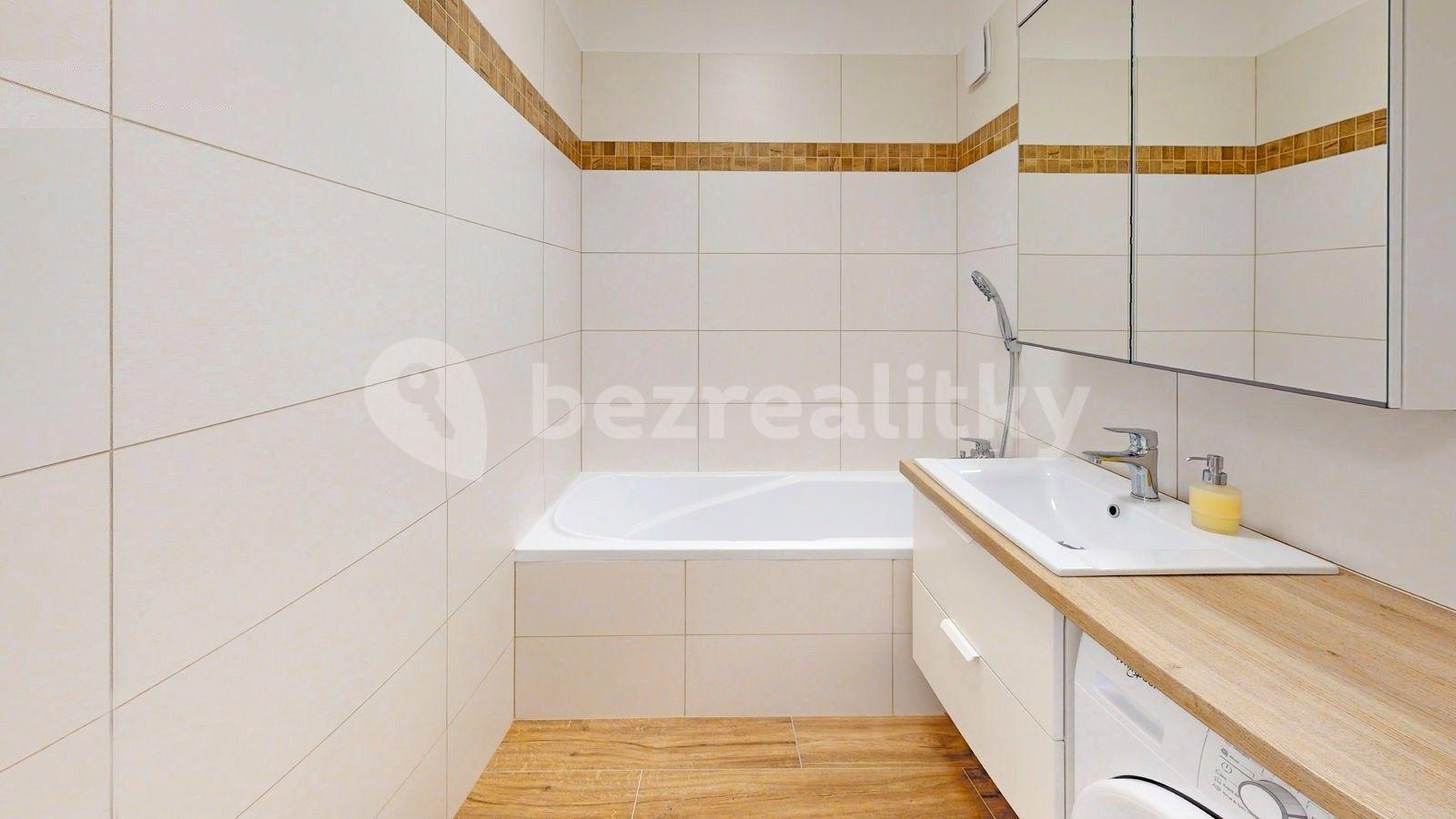 Pronájem bytu 3+kk 69 m², Křejpského, Praha, Praha