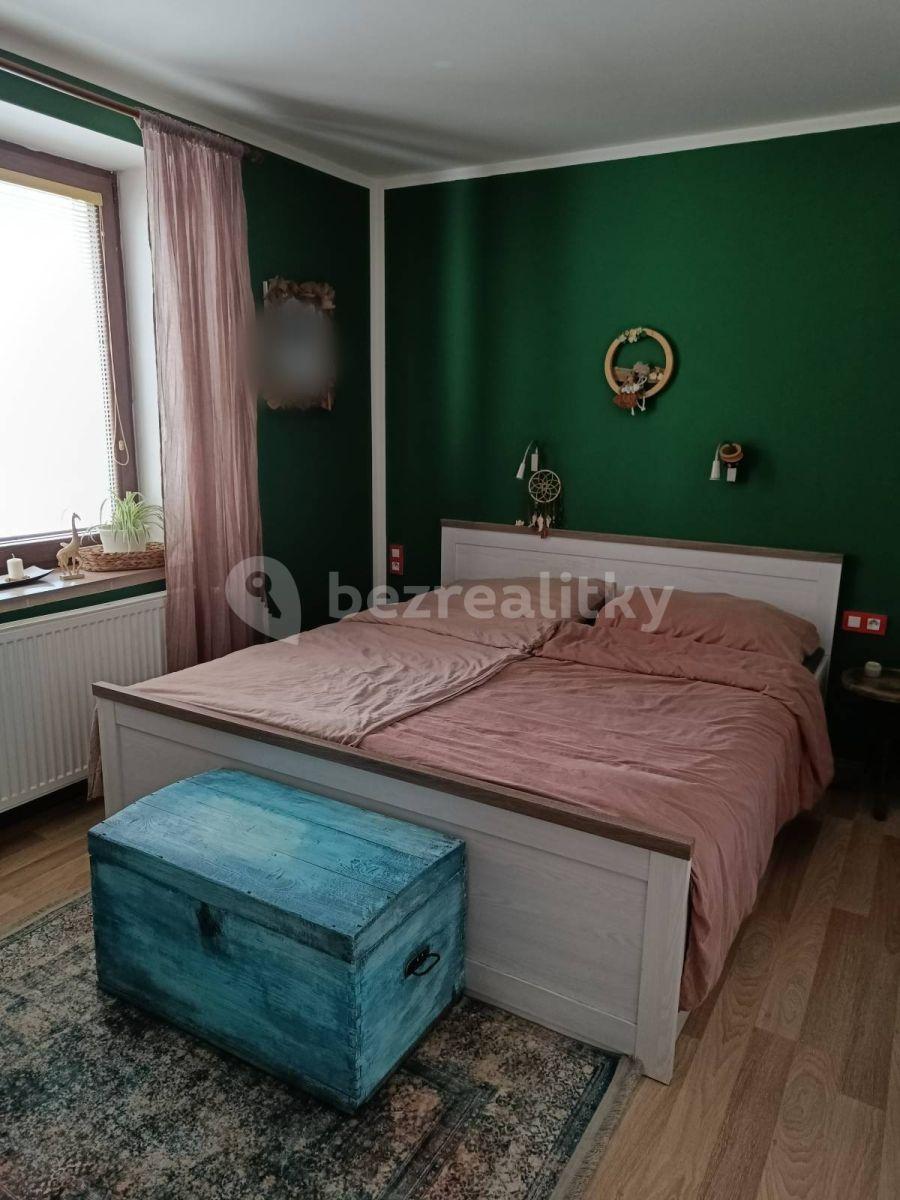 Pronájem domu 90 m², pozemek 550 m², Ostrov u Macochy, Jihomoravský kraj