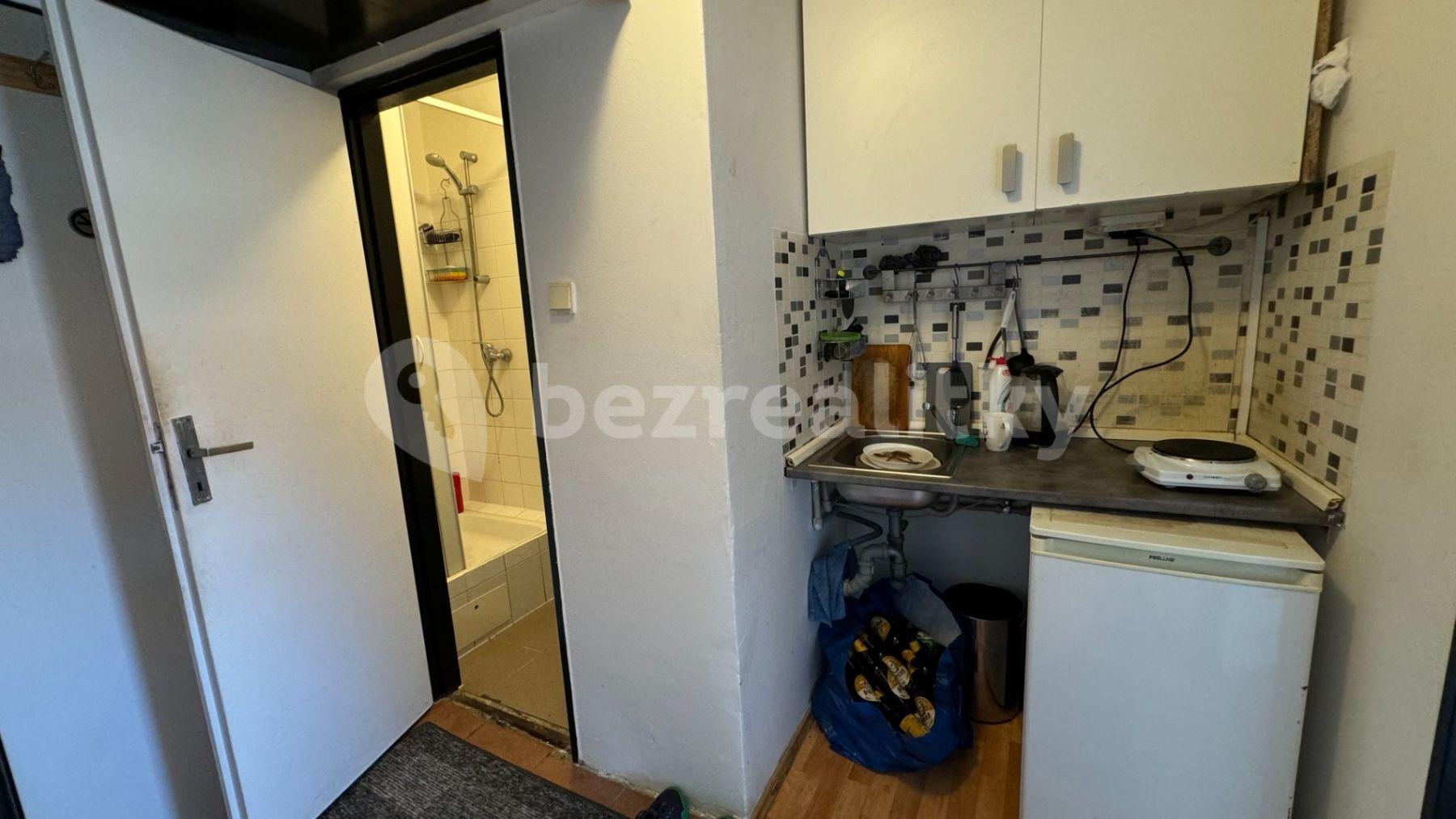 Pronájem bytu 2+kk 39 m², Heydukova, Praha, Praha