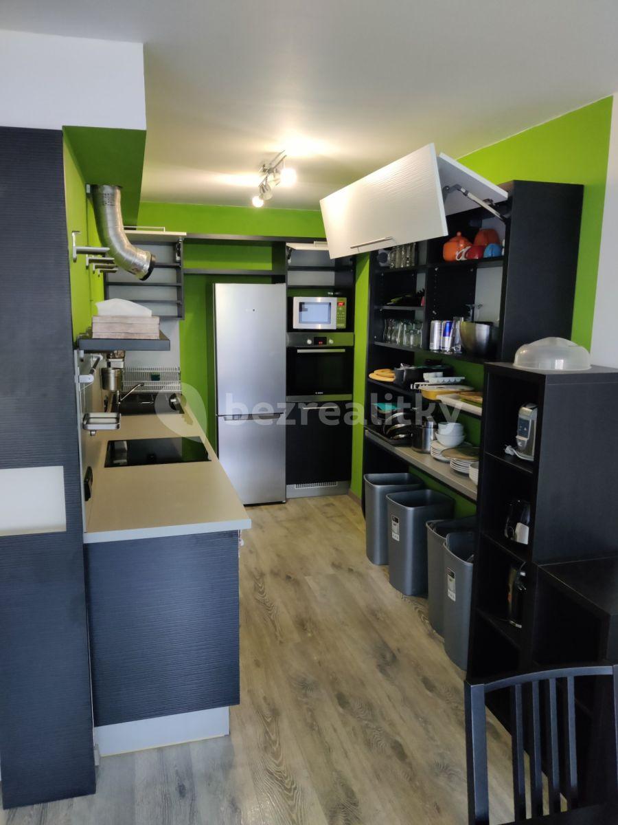 Pronájem bytu 3+kk 68 m², Petýrkova, Praha, Praha