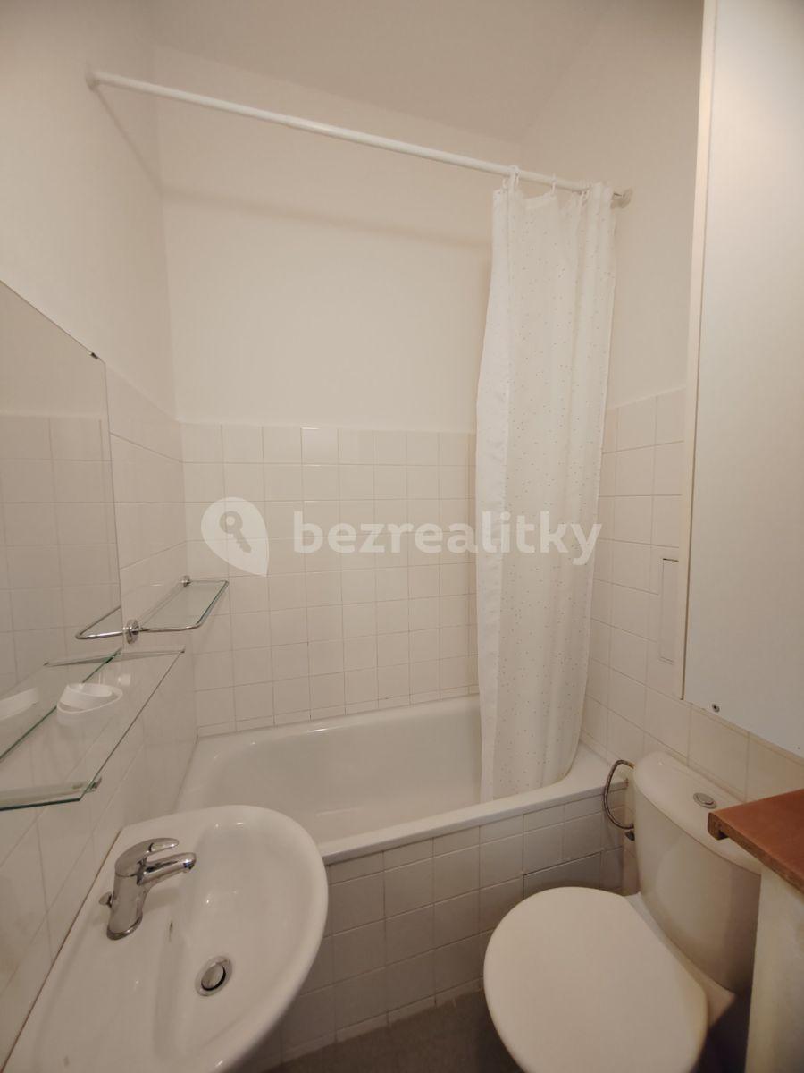 Pronájem bytu 1+1 35 m², Na Skalce, Praha, Praha