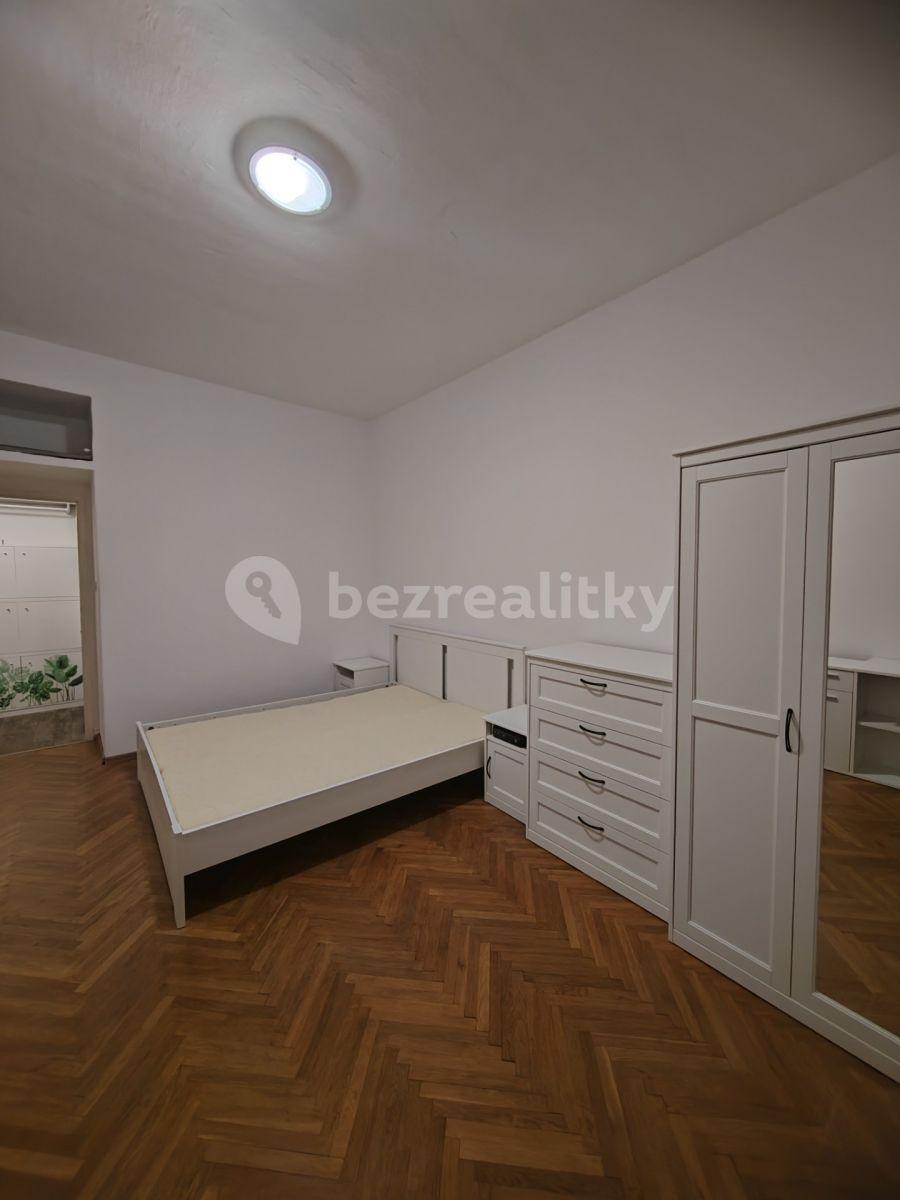 Pronájem bytu 1+1 35 m², Na Skalce, Praha, Praha