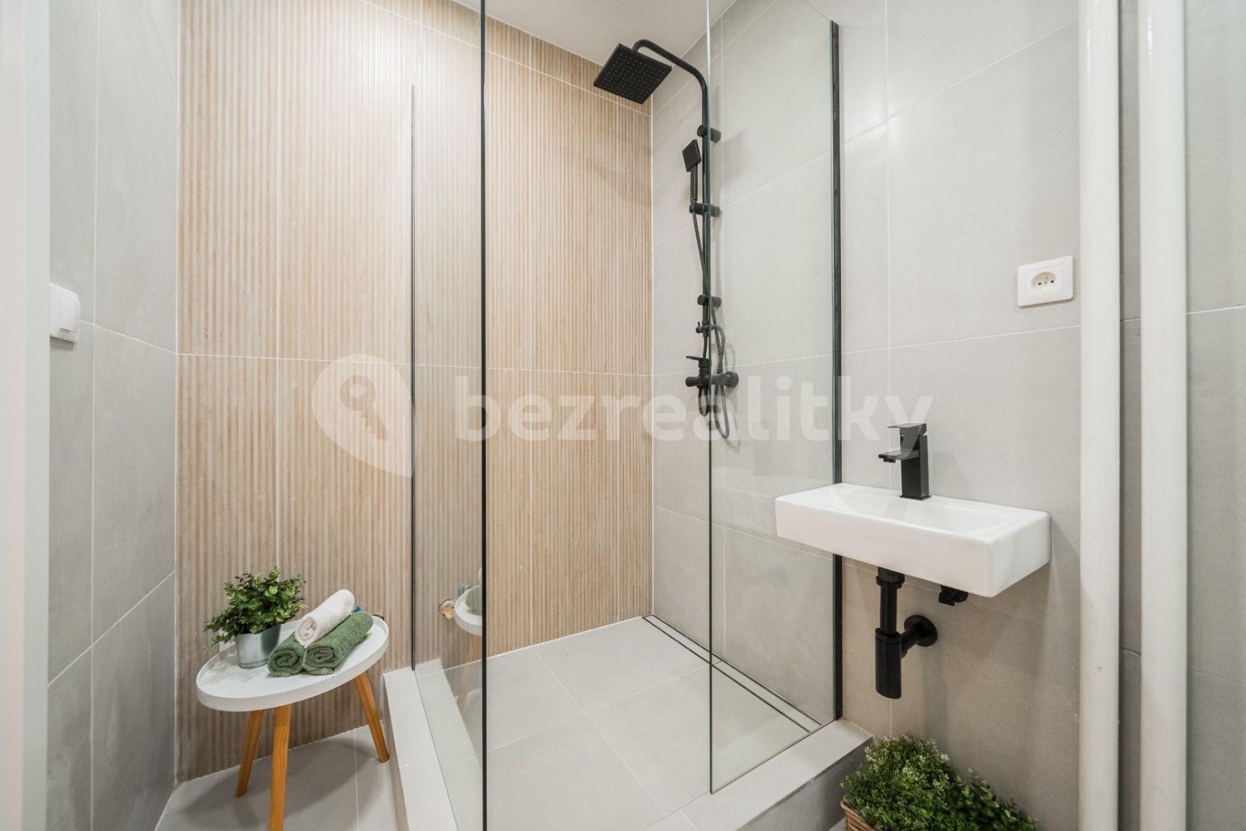 Prodej bytu 1+1 34 m², Dělnická, Praha, Praha