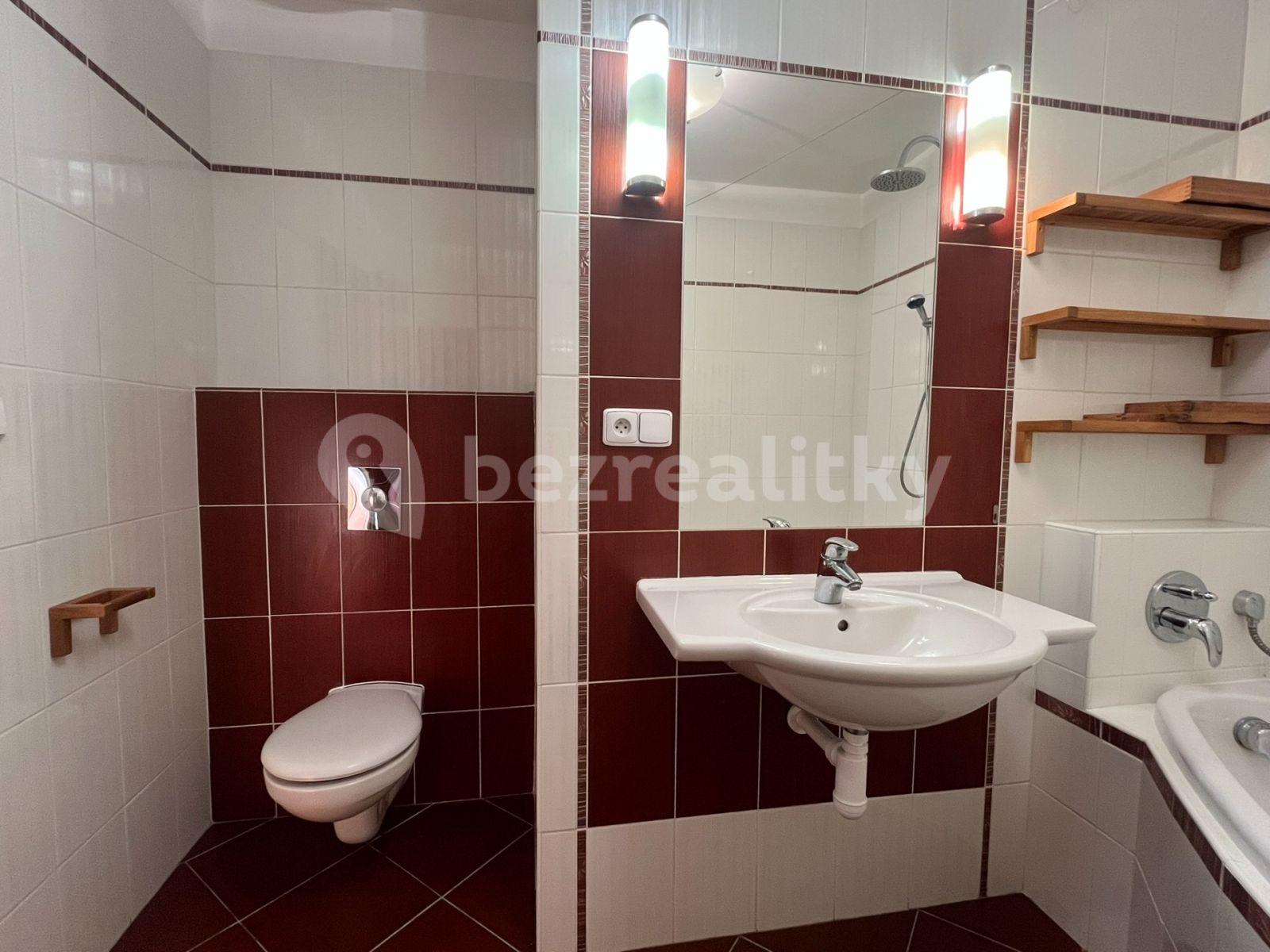 Pronájem bytu 2+kk 63 m², Cholupická, Praha, Praha