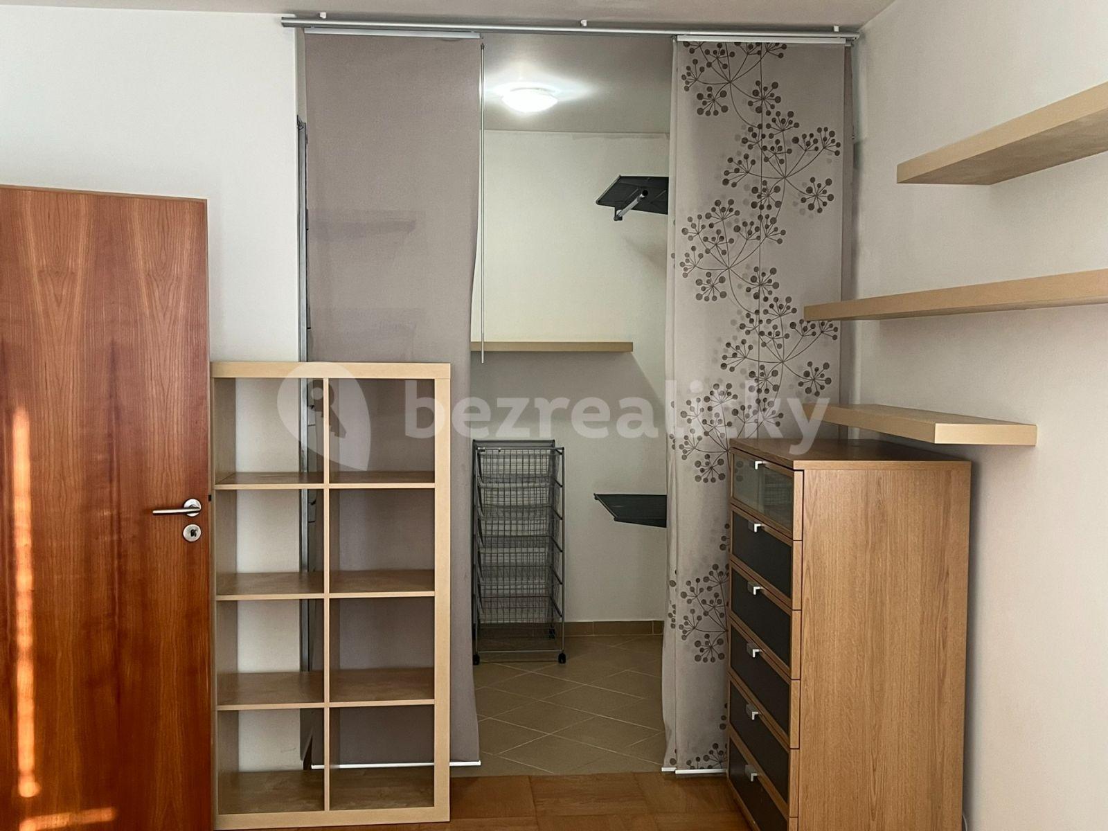 Pronájem bytu 2+kk 63 m², Cholupická, Praha, Praha