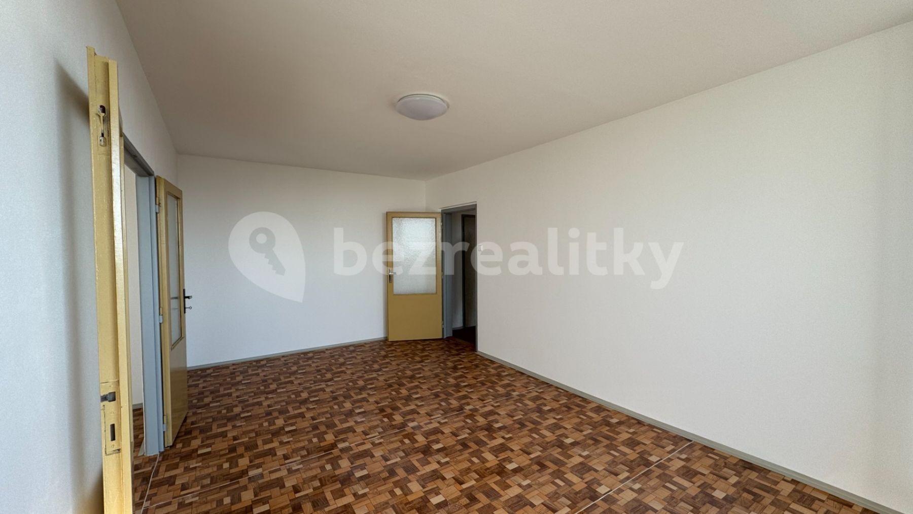 Pronájem bytu 3+1 70 m², Hnězdenská, Praha, Praha