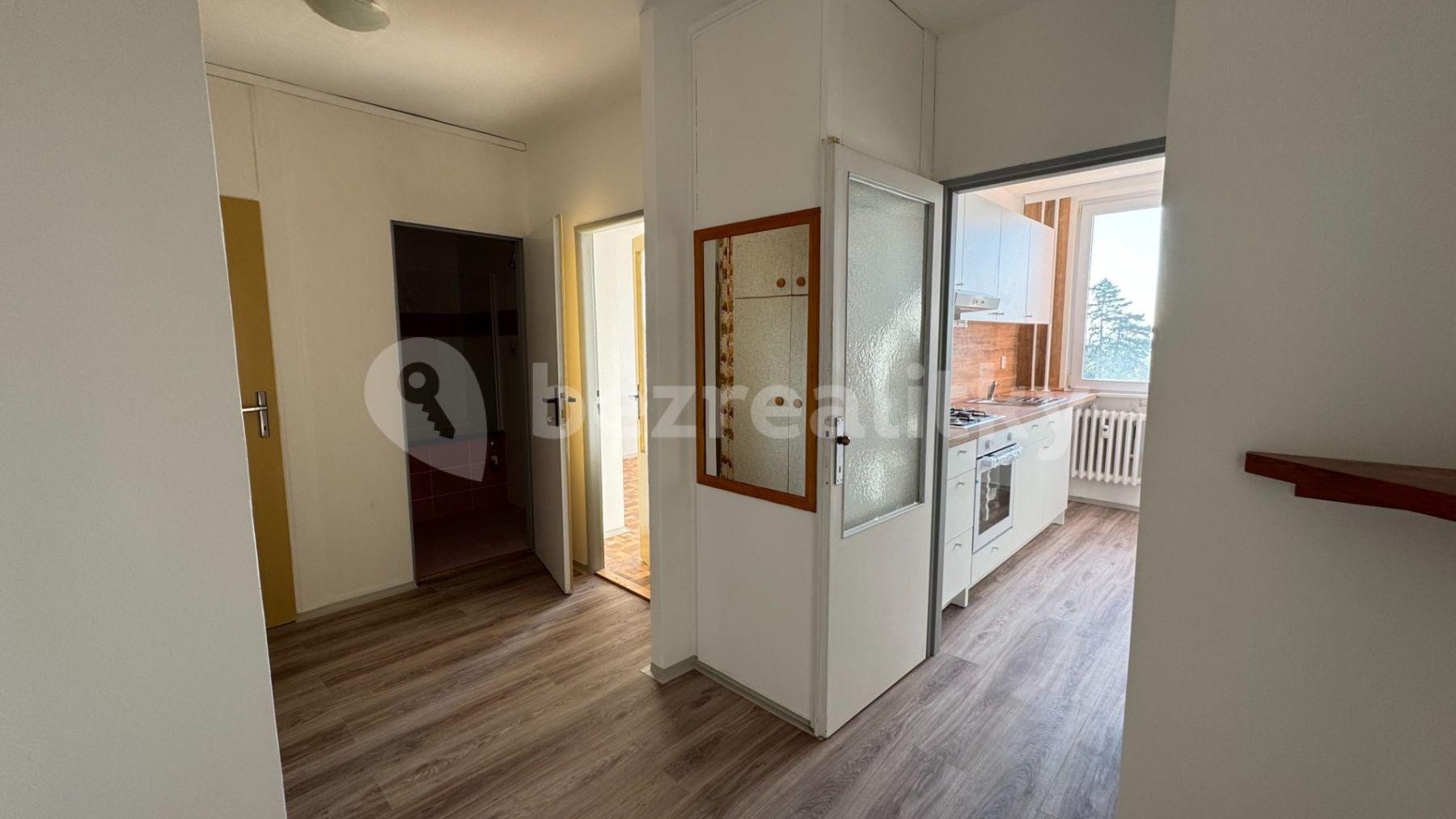 Pronájem bytu 3+1 70 m², Hnězdenská, Praha, Praha