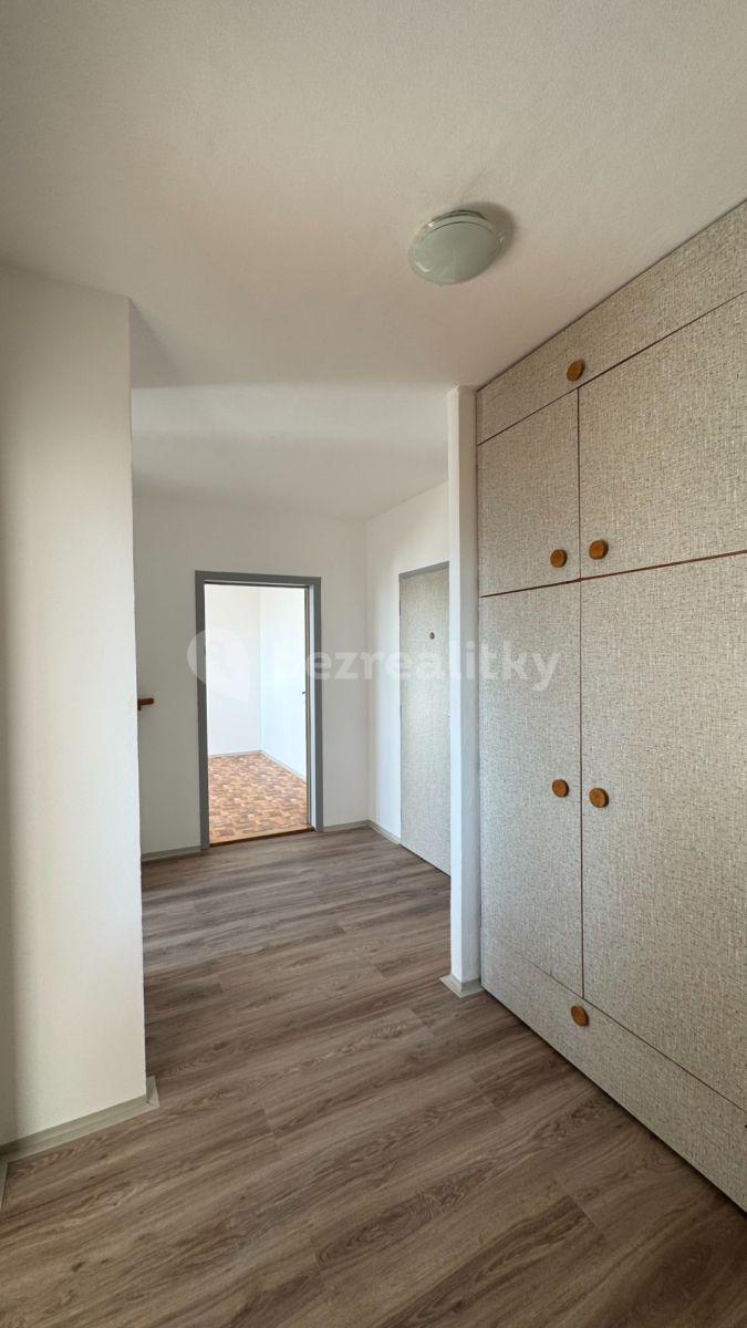 Pronájem bytu 3+1 70 m², Hnězdenská, Praha, Praha