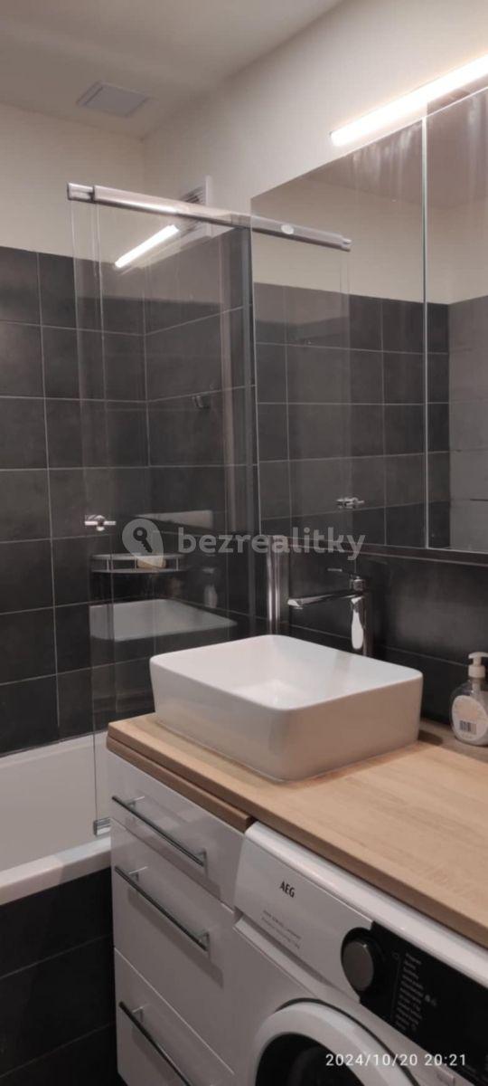 Pronájem bytu 3+1 72 m², Brechtova, Praha, Praha