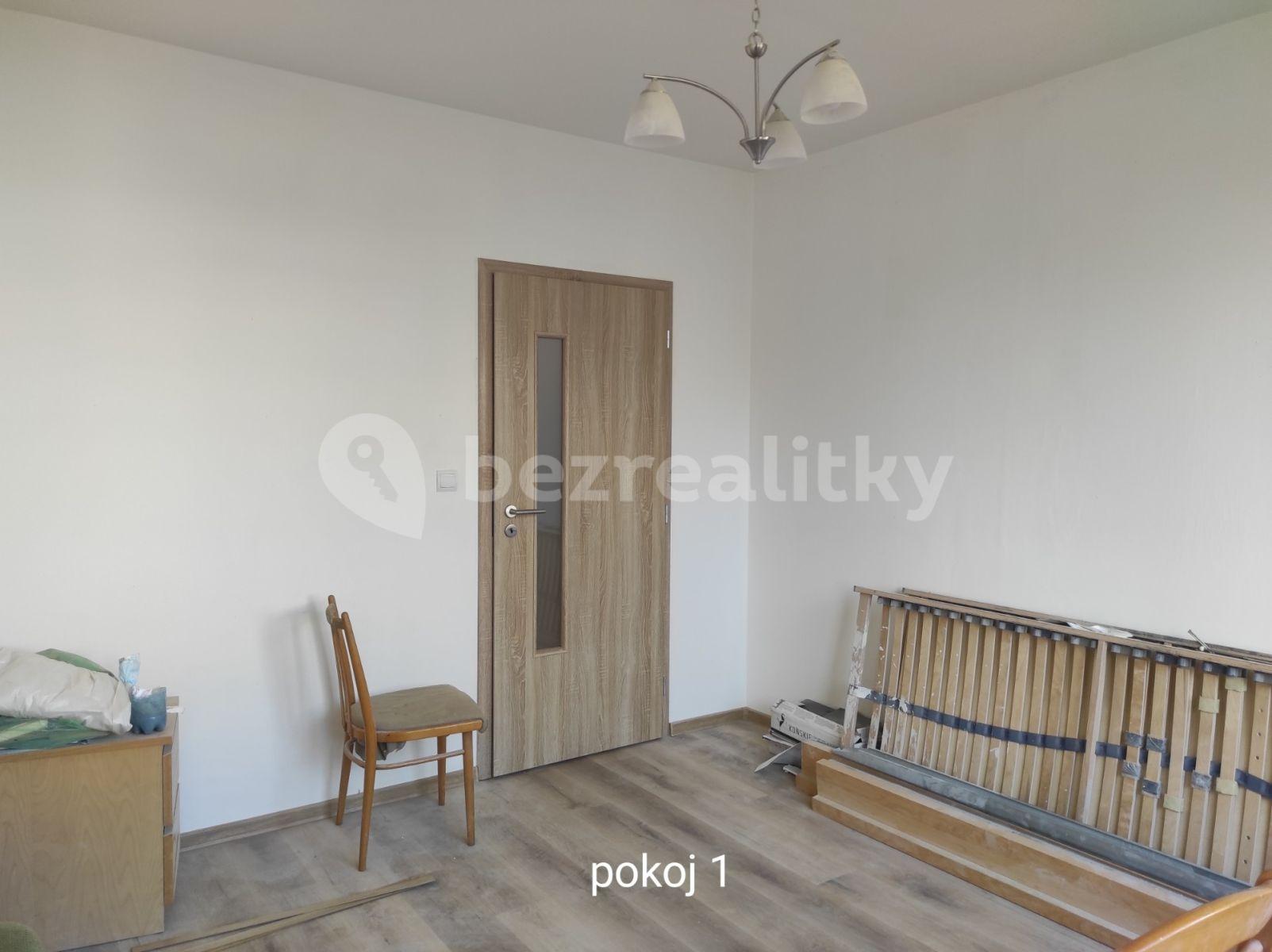 Pronájem bytu 3+1 72 m², Brechtova, Praha, Praha