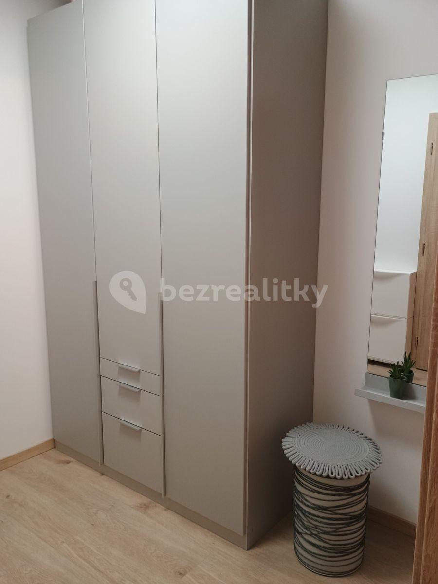 Pronájem bytu 2+1 43 m², Ružinov, Bratislavský kraj