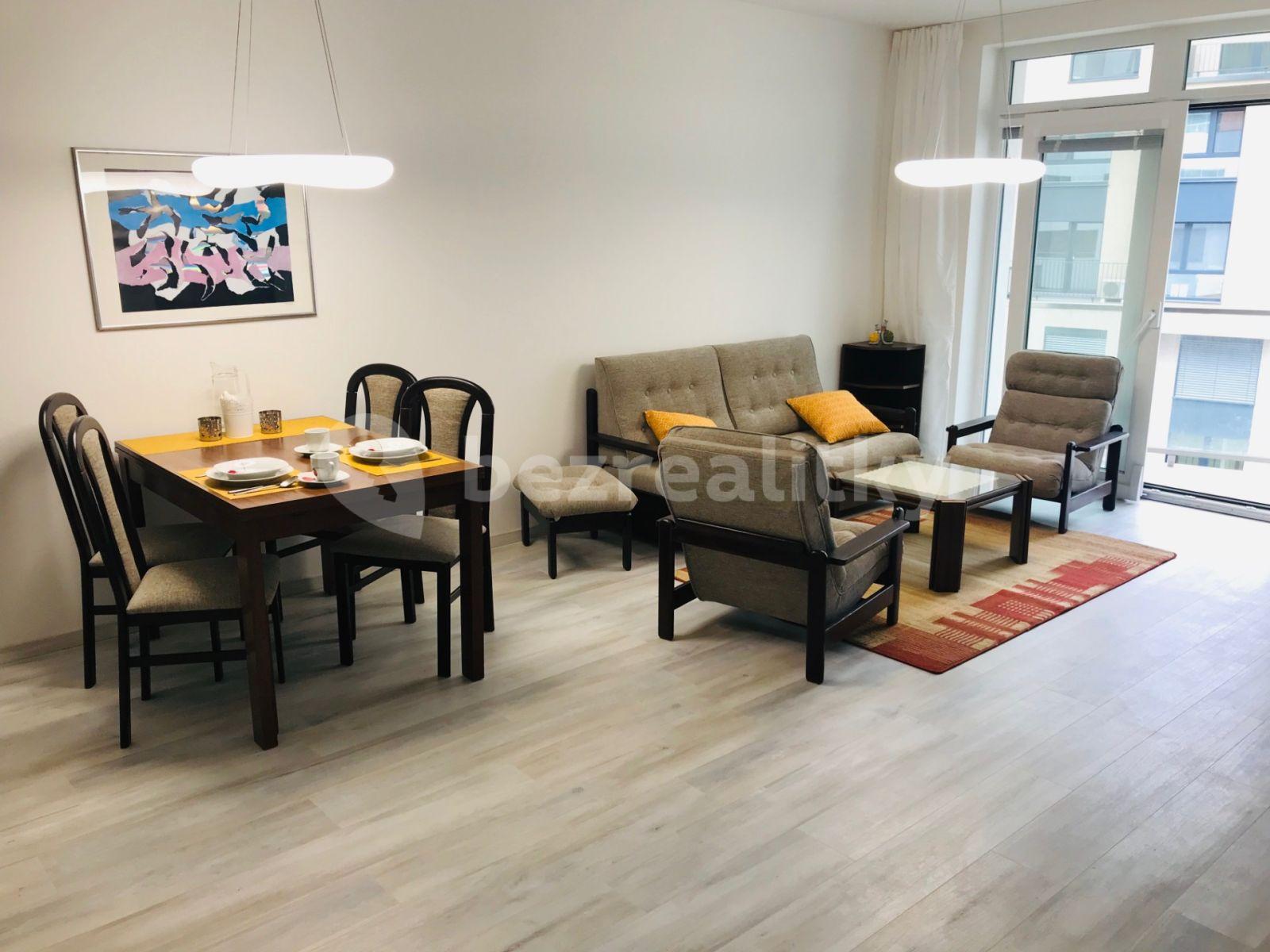 Pronájem bytu 2+1 60 m², Dúbravka, Bratislavský kraj