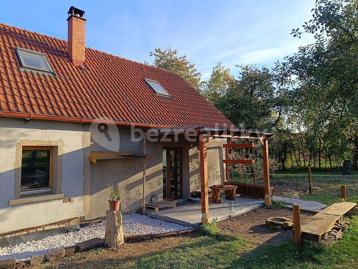 Pronájem domu 170 m², pozemek 10.000 m², Lužany, Královéhradecký kraj