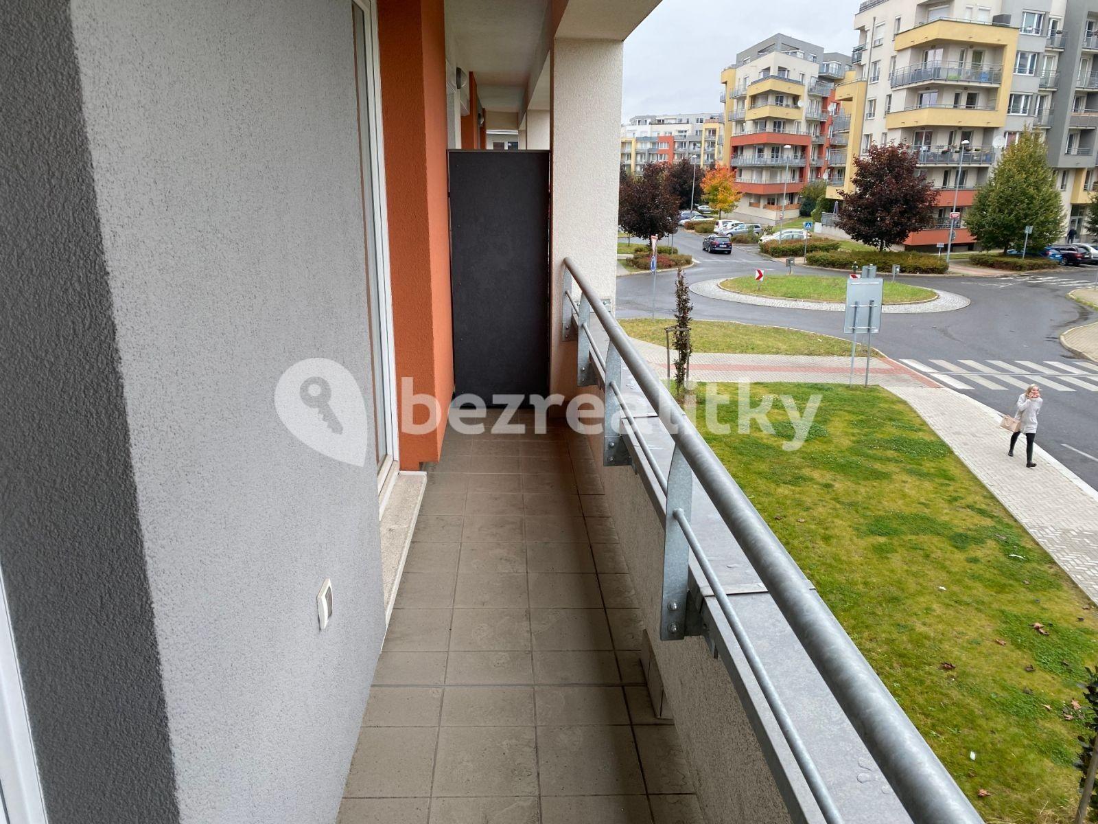 Pronájem bytu 1+kk 40 m², Sazovická, Praha, Praha