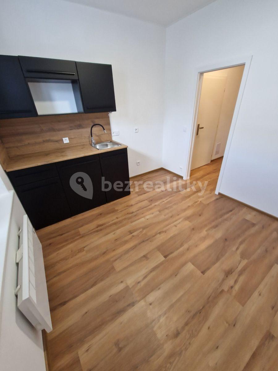 Pronájem bytu 1+kk 16 m², Ztracená, Přerov, Olomoucký kraj