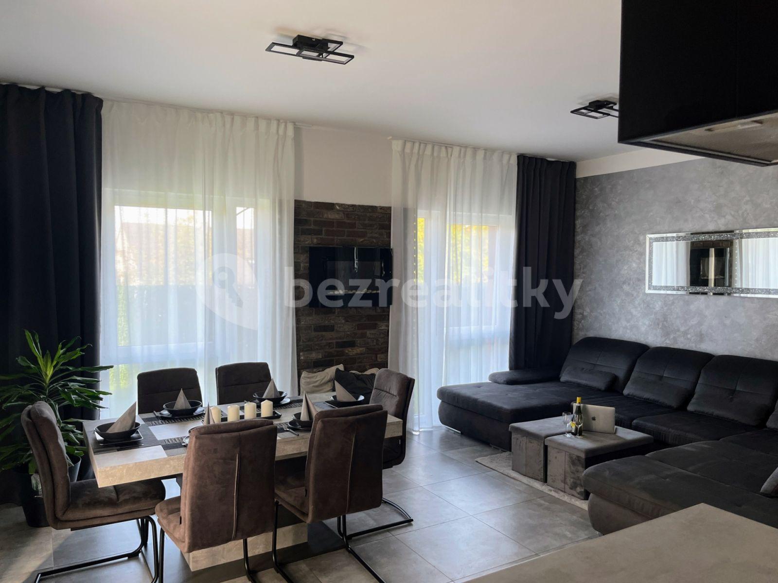 Prodej domu 124 m², pozemek 222 m², V Cihelnách, Nelahozeves, Středočeský kraj