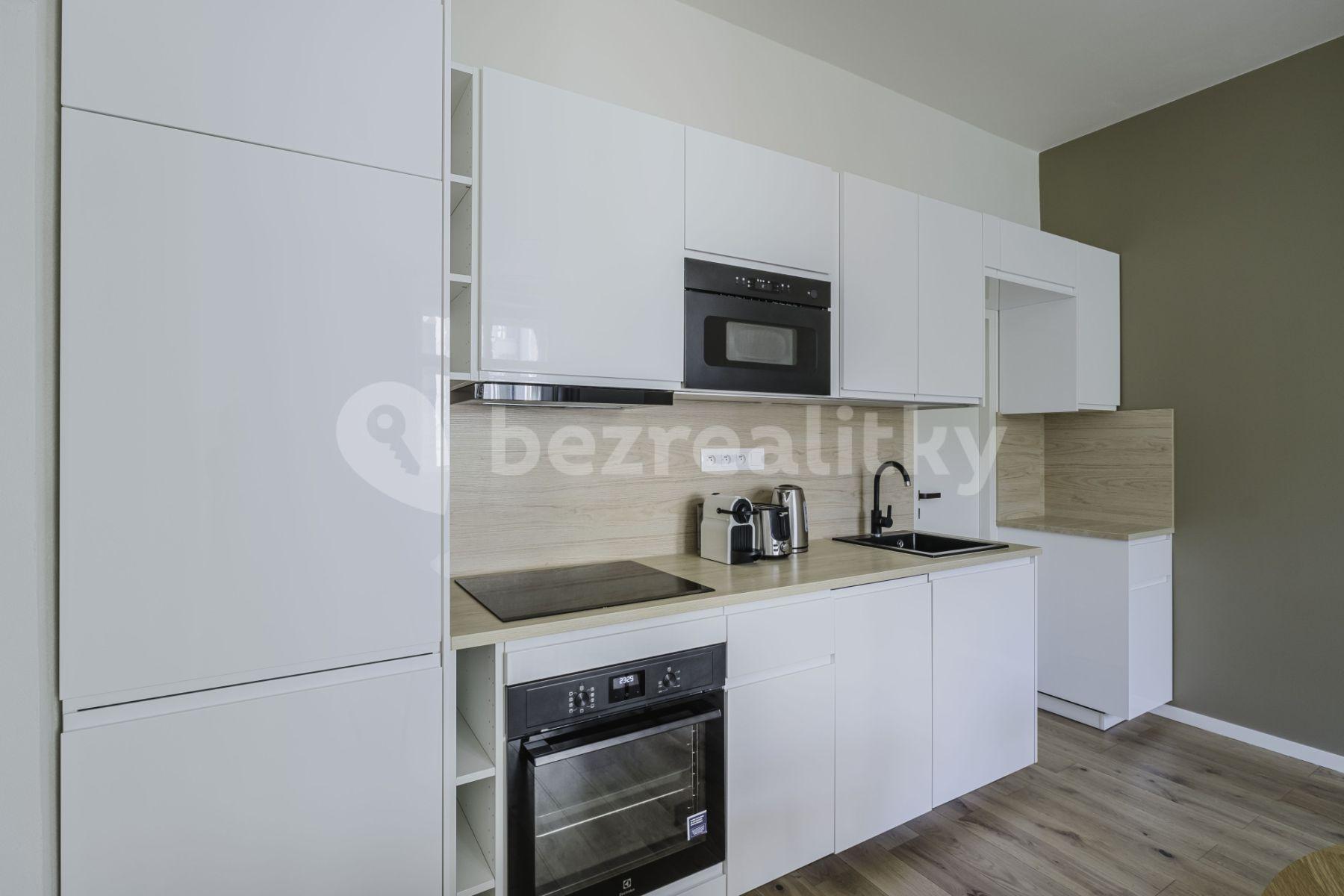 Pronájem bytu 2+1 47 m², Pisecka, Praha, Praha